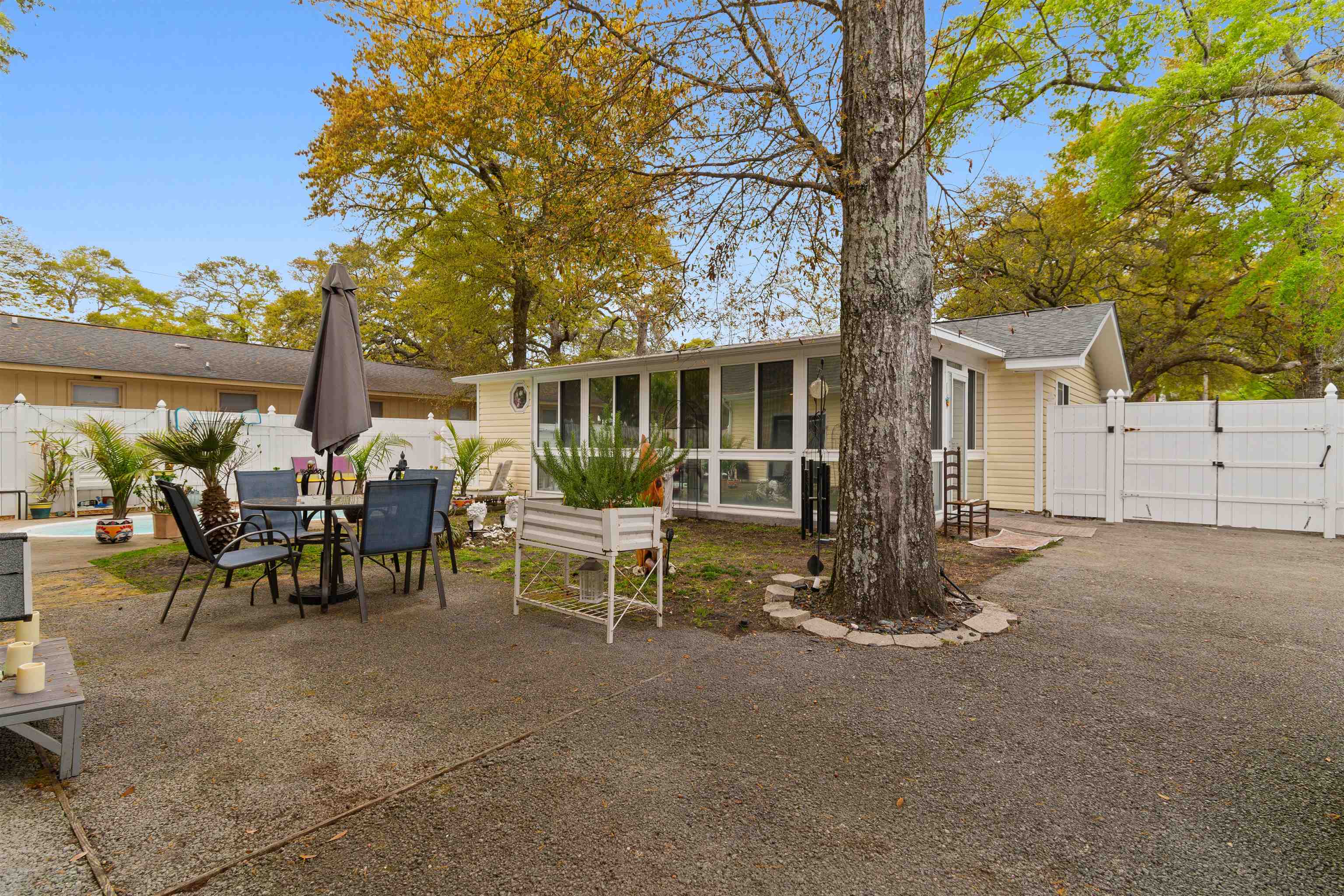 519 3rd Ave. S