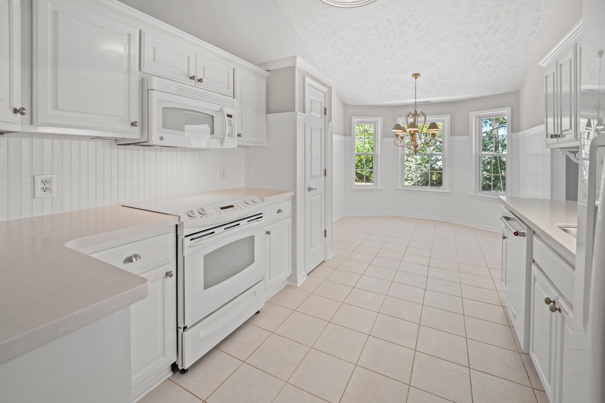 1068 Vestry Dr.