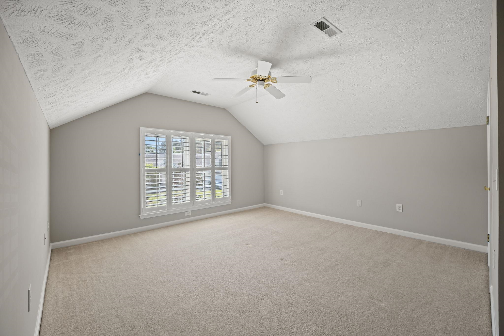 1068 Vestry Dr.