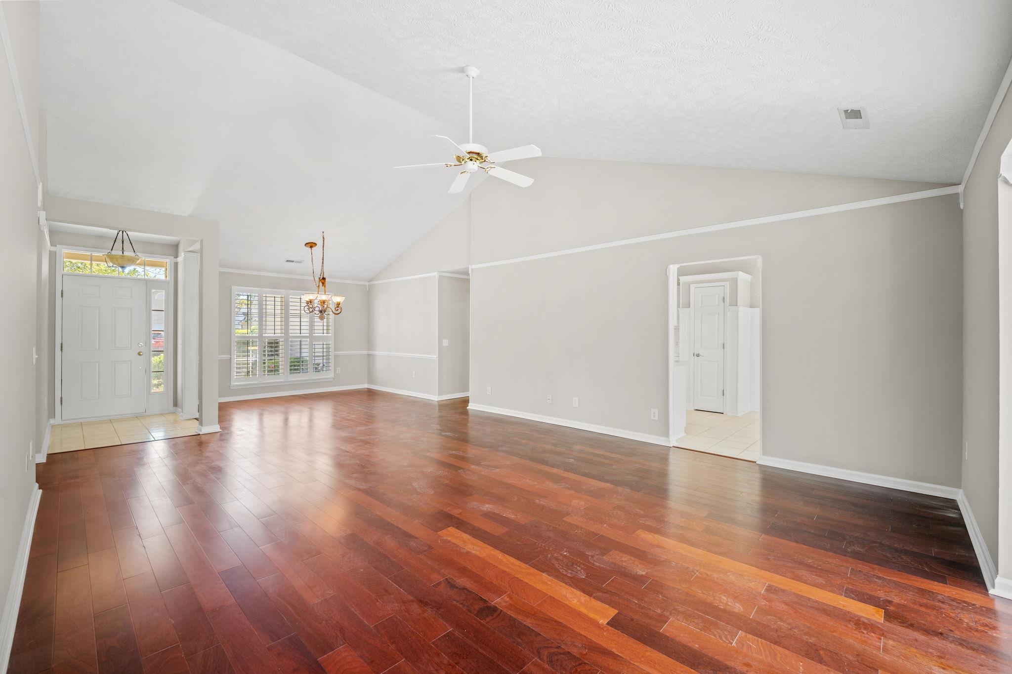 1068 Vestry Dr.