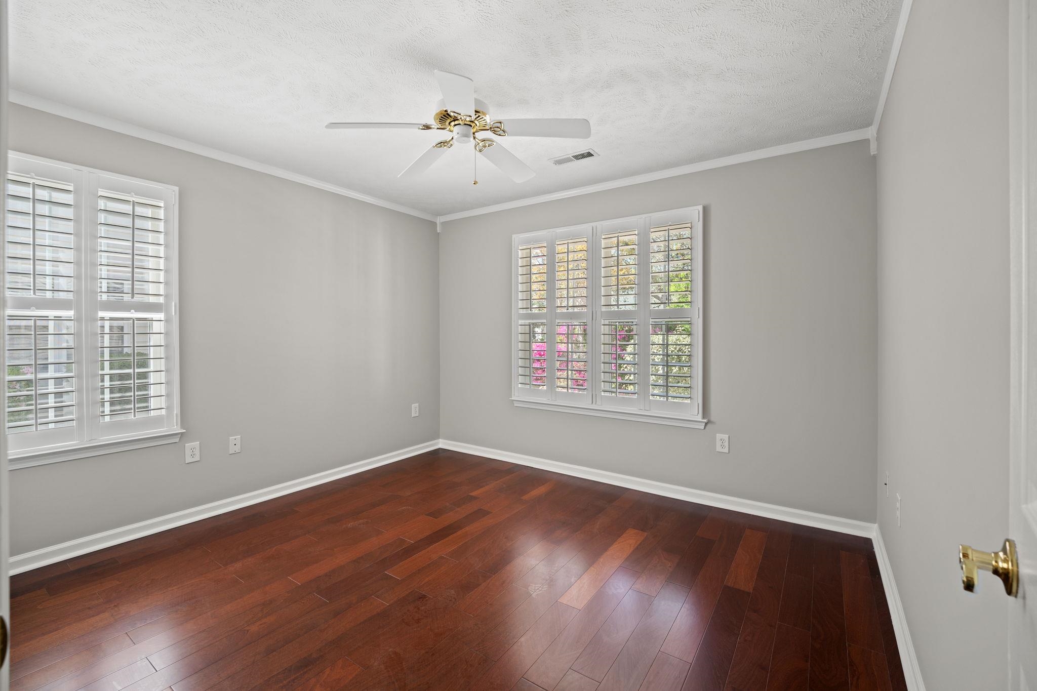 1068 Vestry Dr.