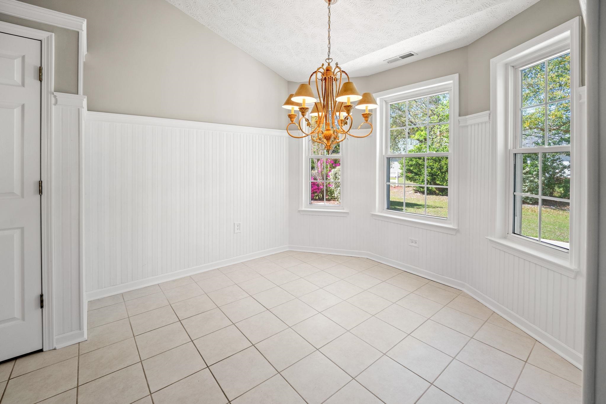 1068 Vestry Dr.