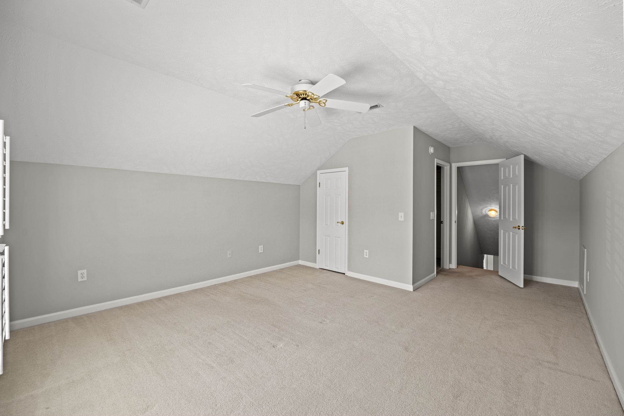 1068 Vestry Dr.