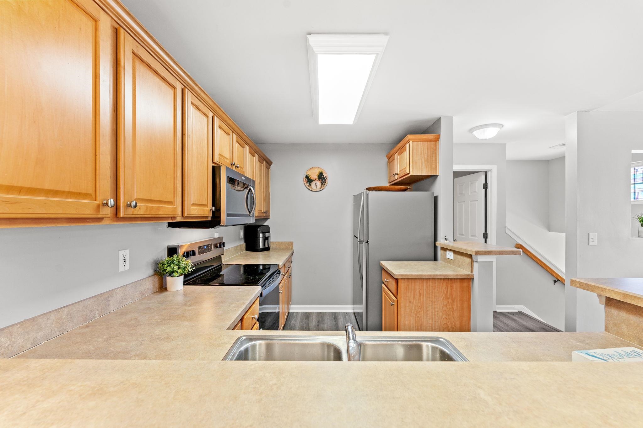 4654 Fringetree Dr. Unit: 7E