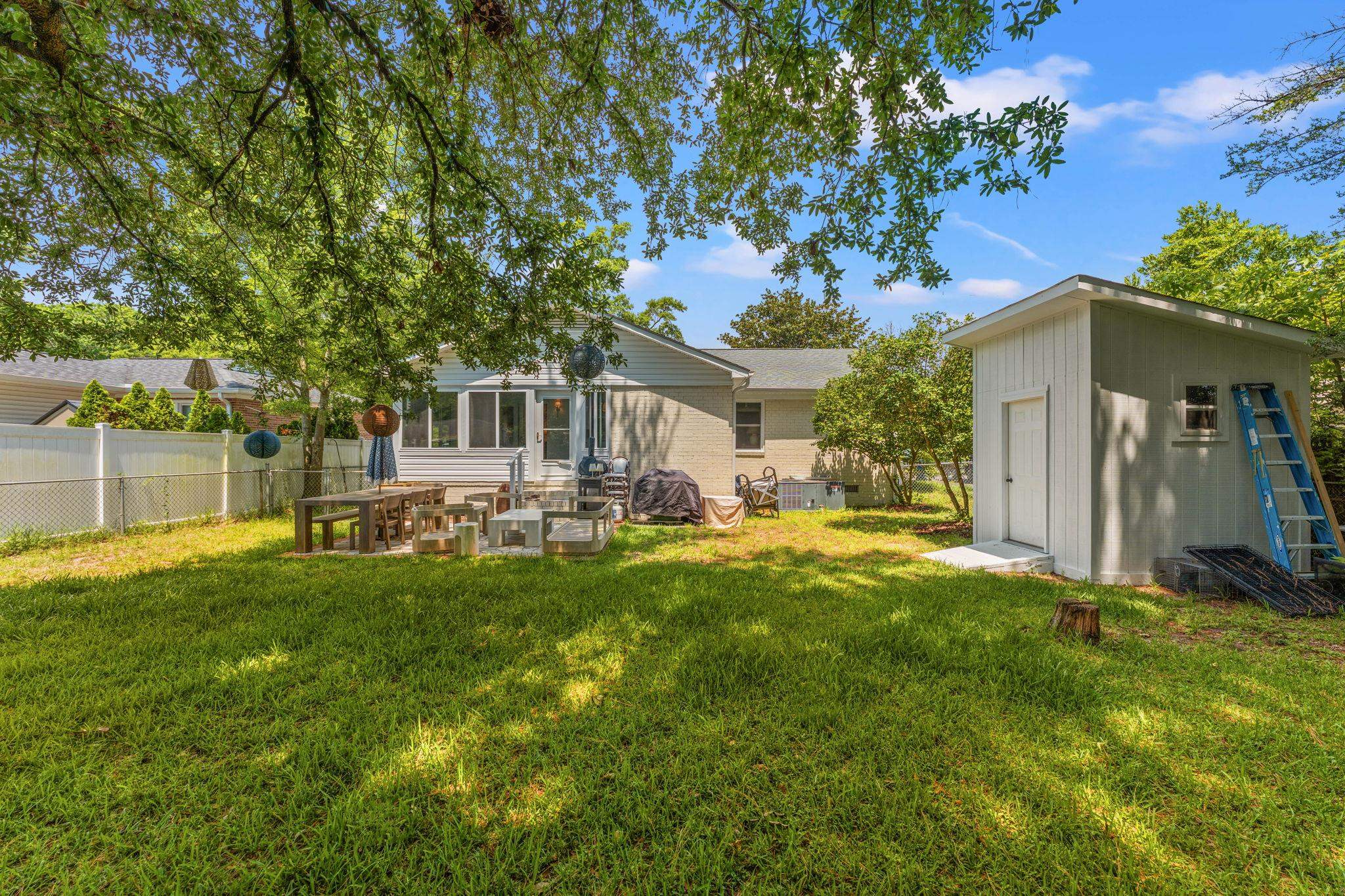 1015 Poplar Dr. S
