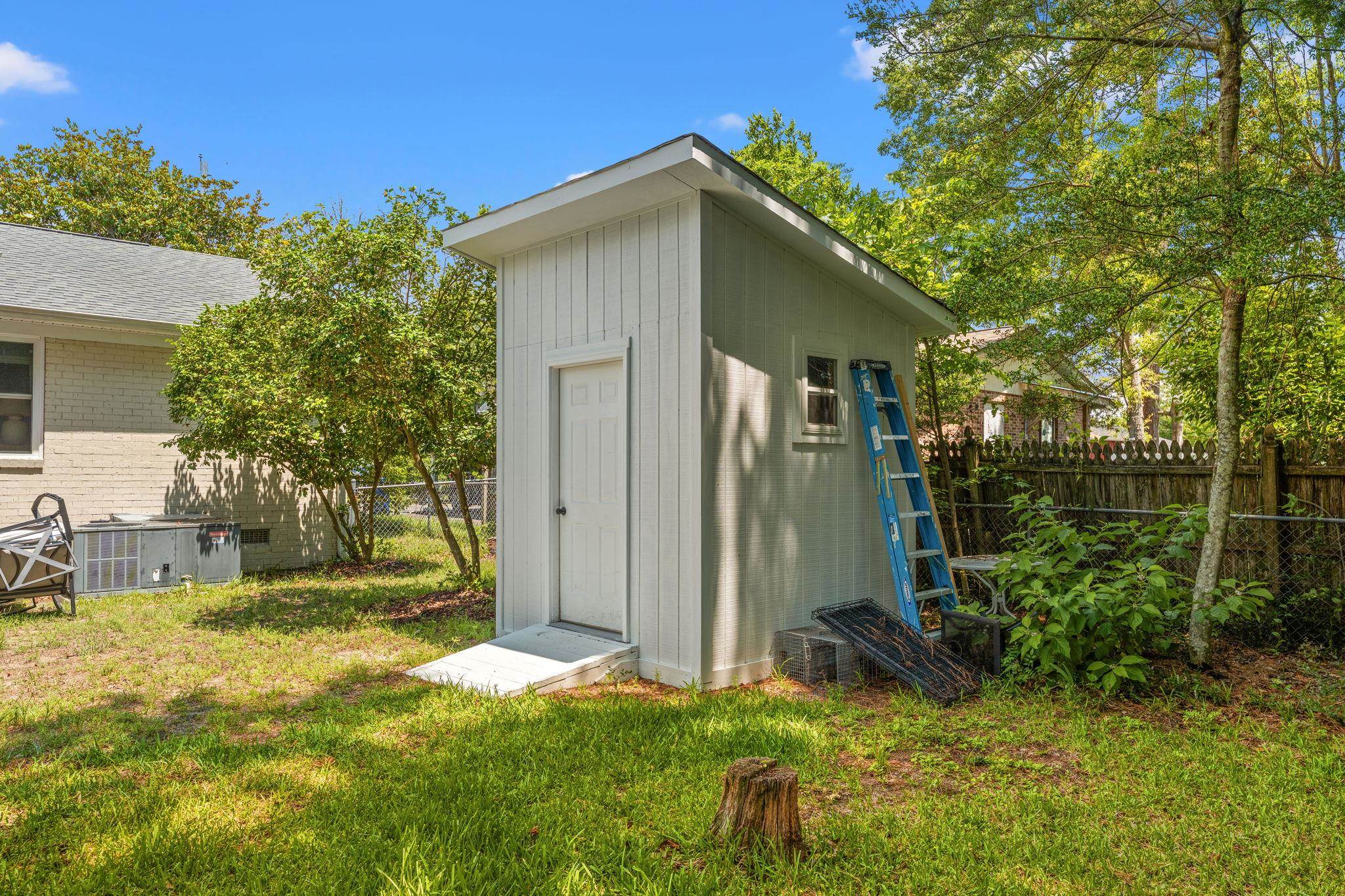 1015 Poplar Dr. S