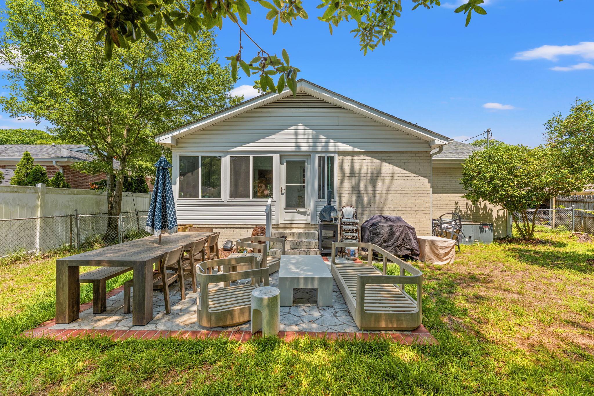 1015 Poplar Dr. S