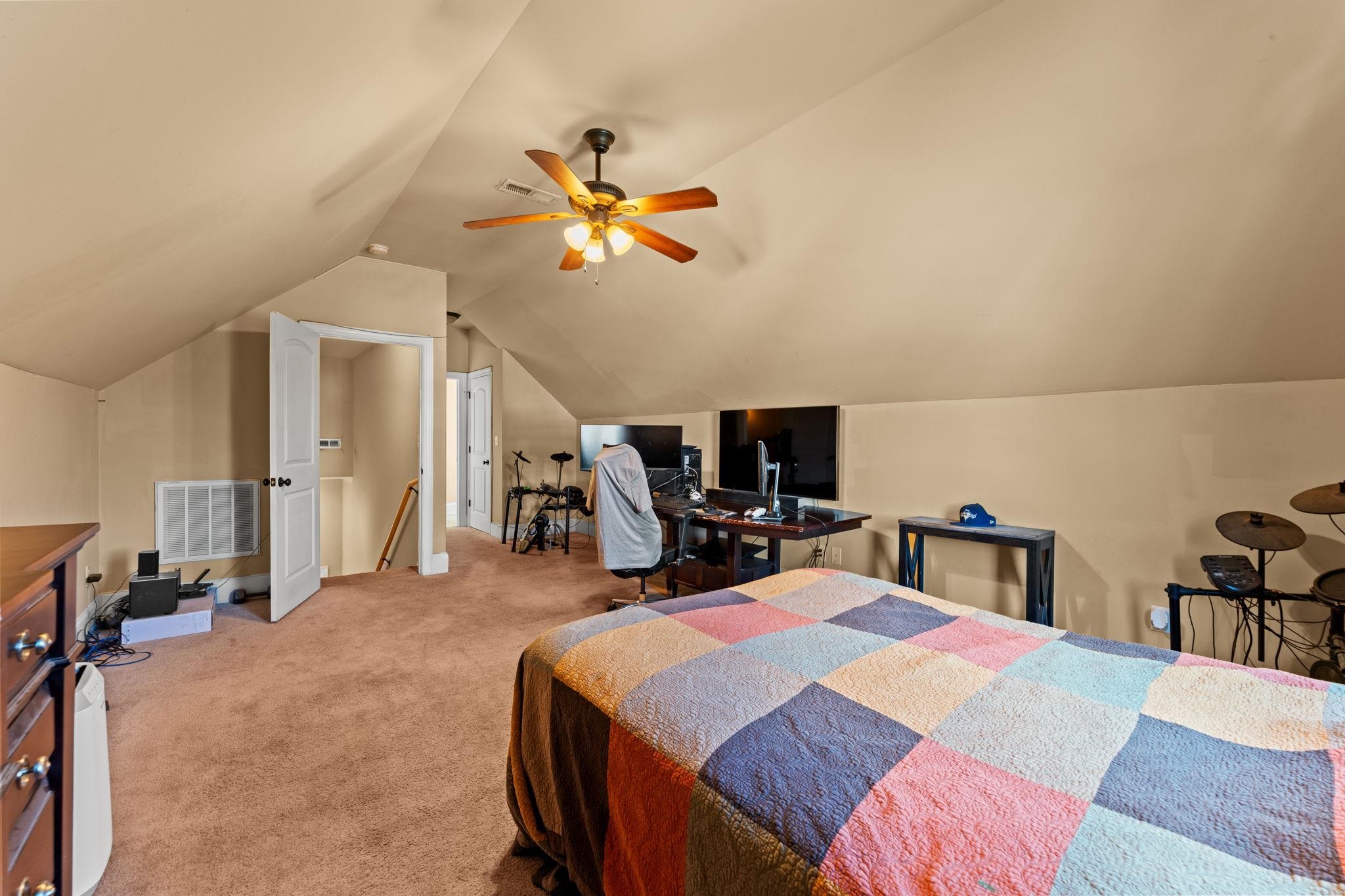 1066 Englemann Oak Dr.