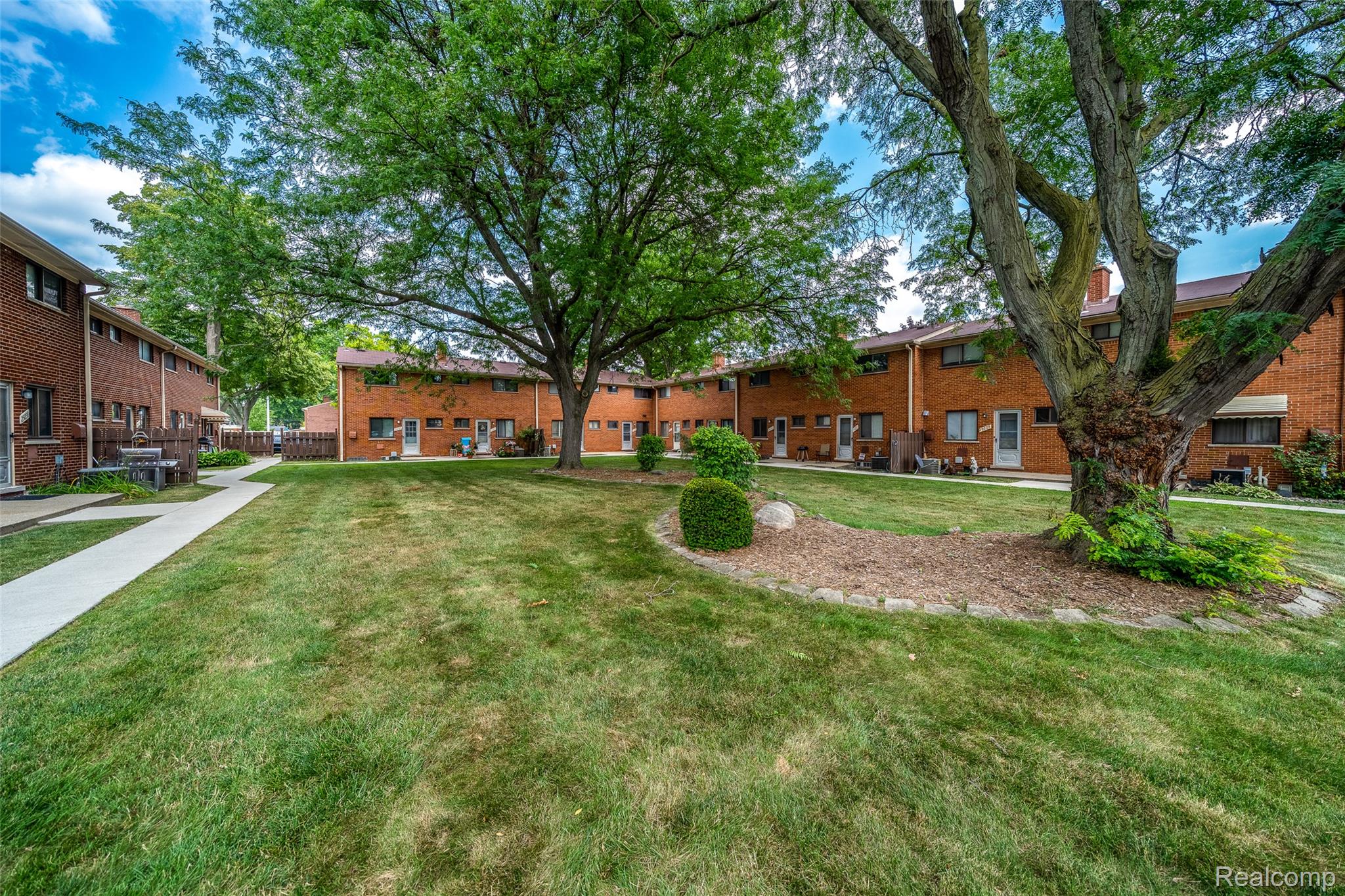 29225 Tessmer Court