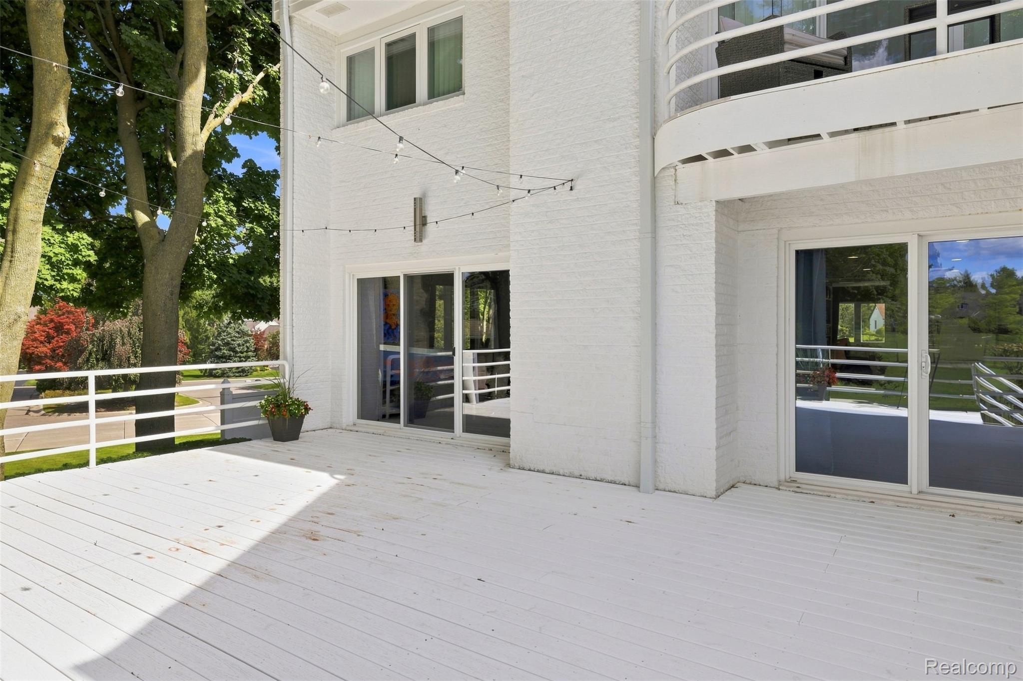 3802 Columbia Drive