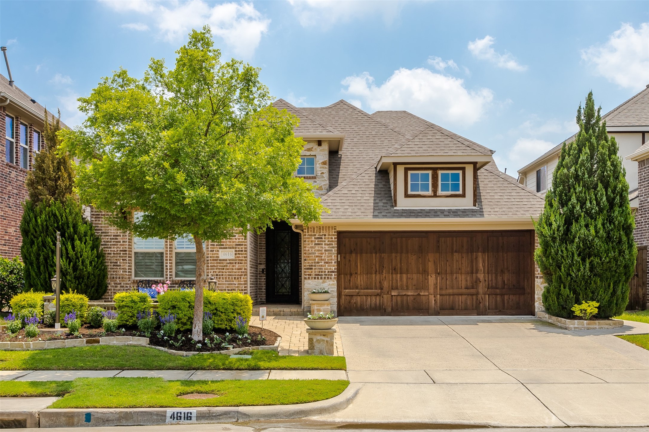 4616 Corral Drive