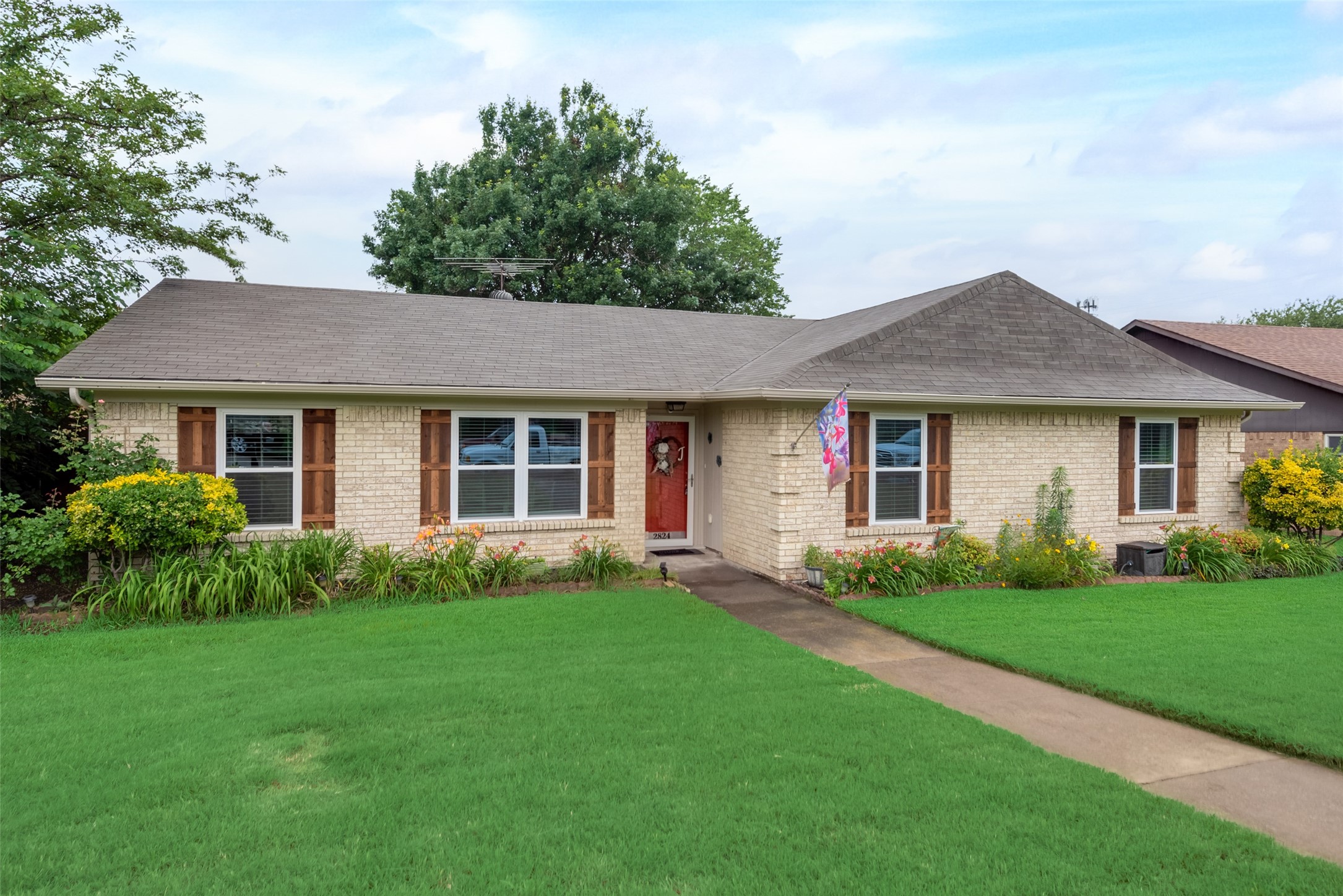 2824 Chisolm Trail