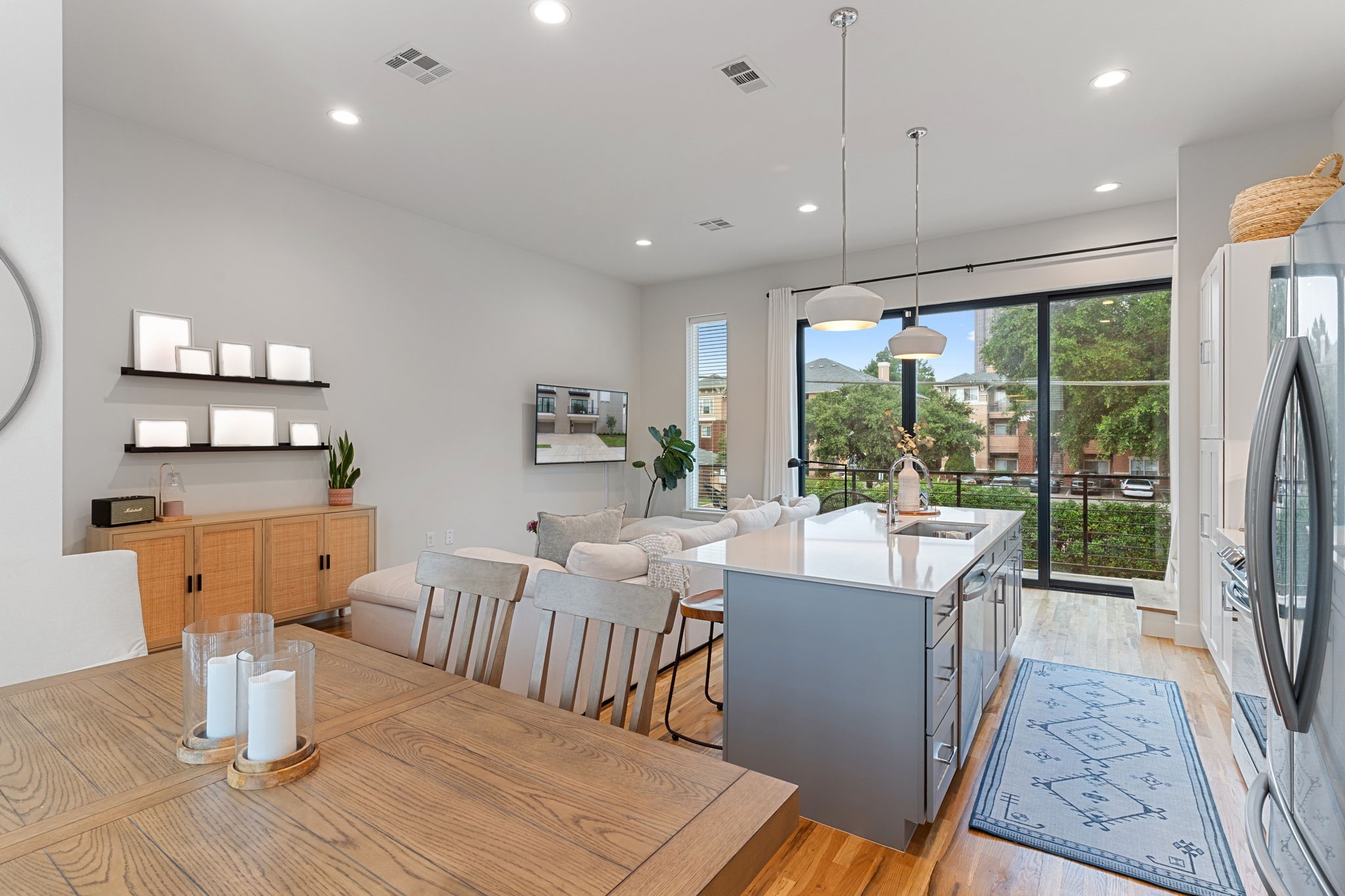 4030 Lafayette Street 102