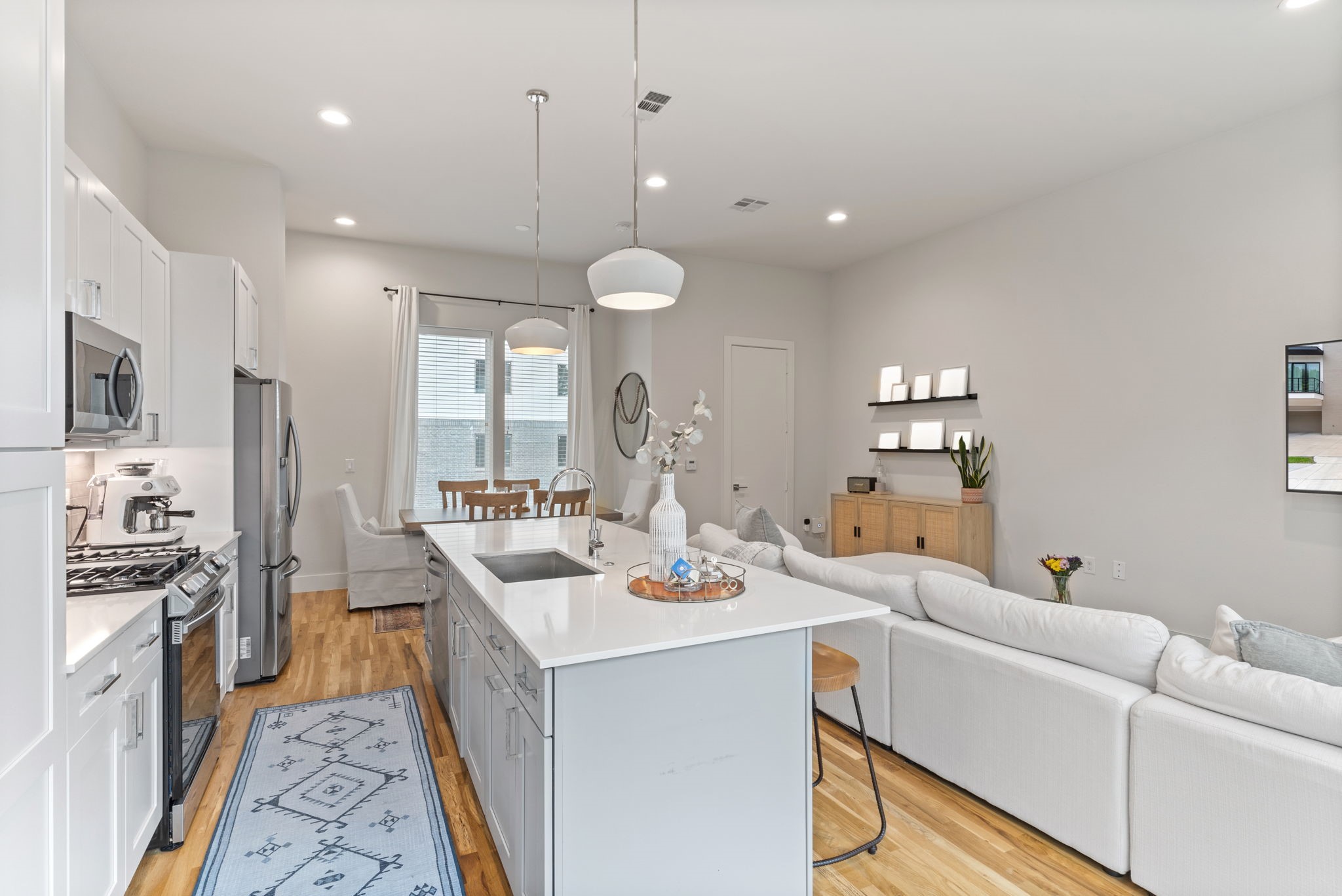 4030 Lafayette Street 102