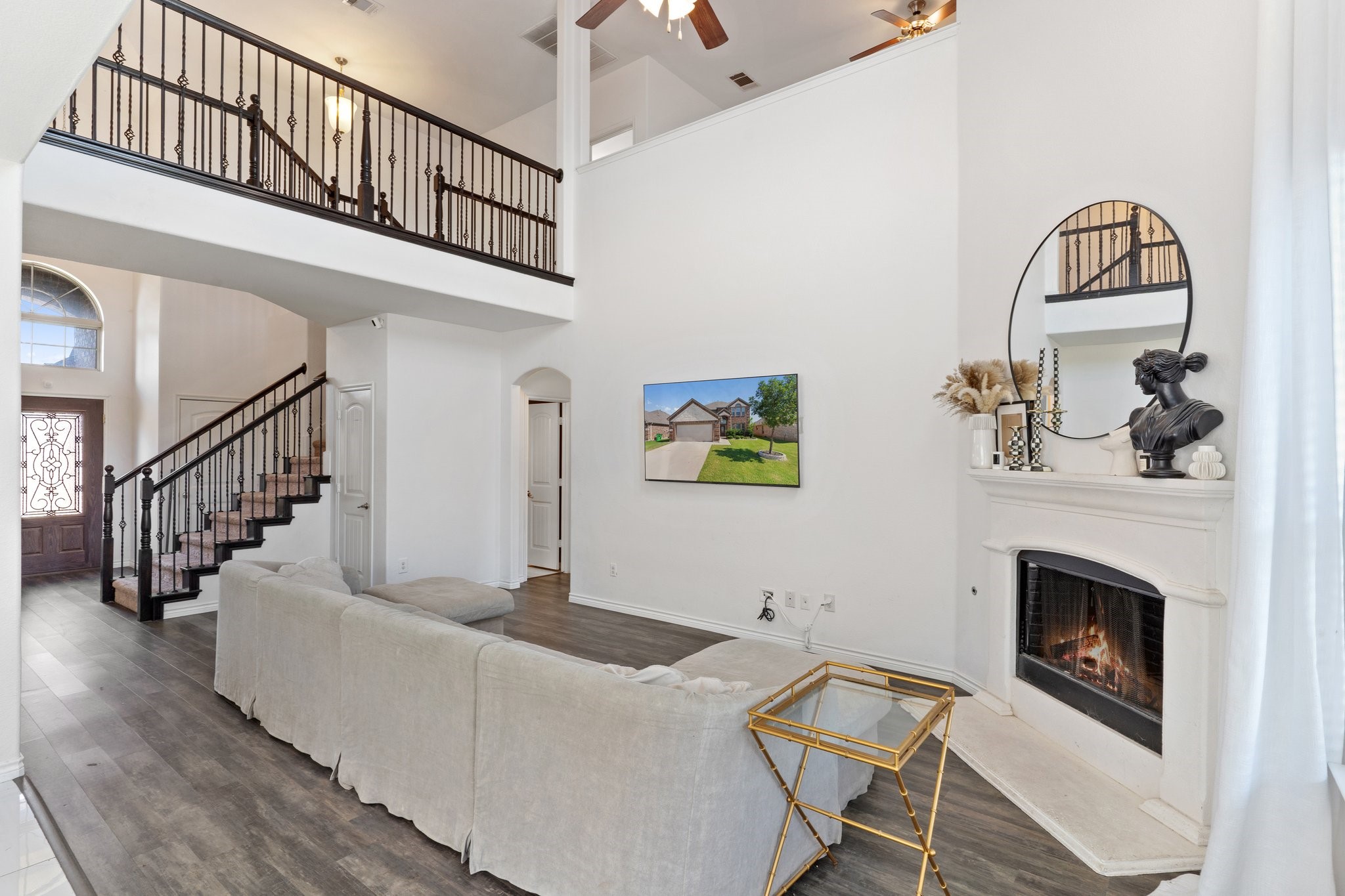 1024 Lake Woodland Drive