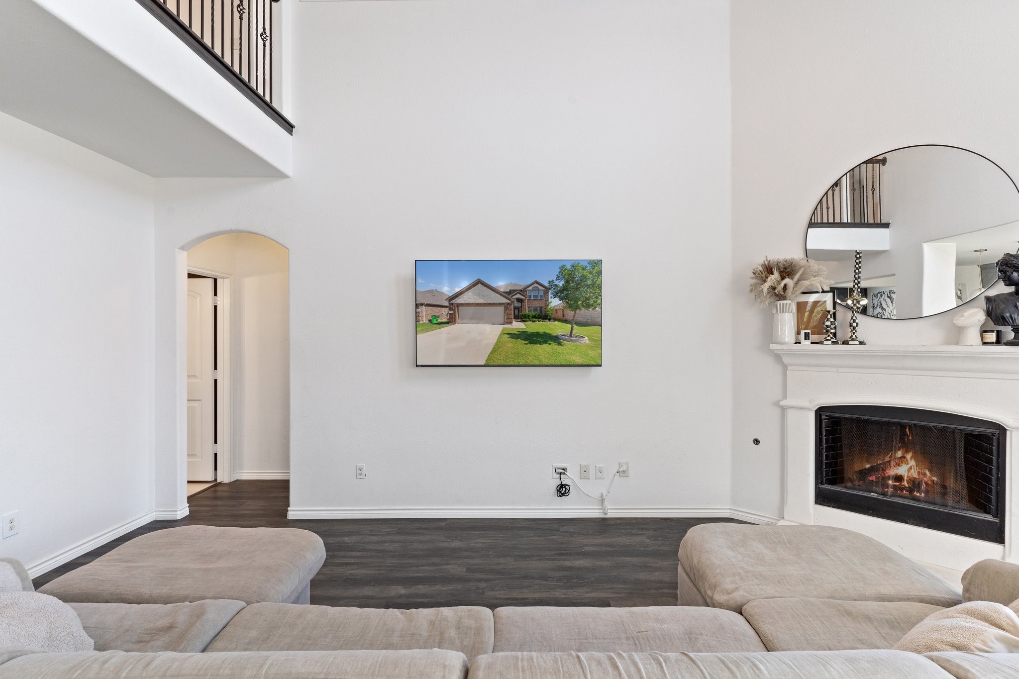1024 Lake Woodland Drive