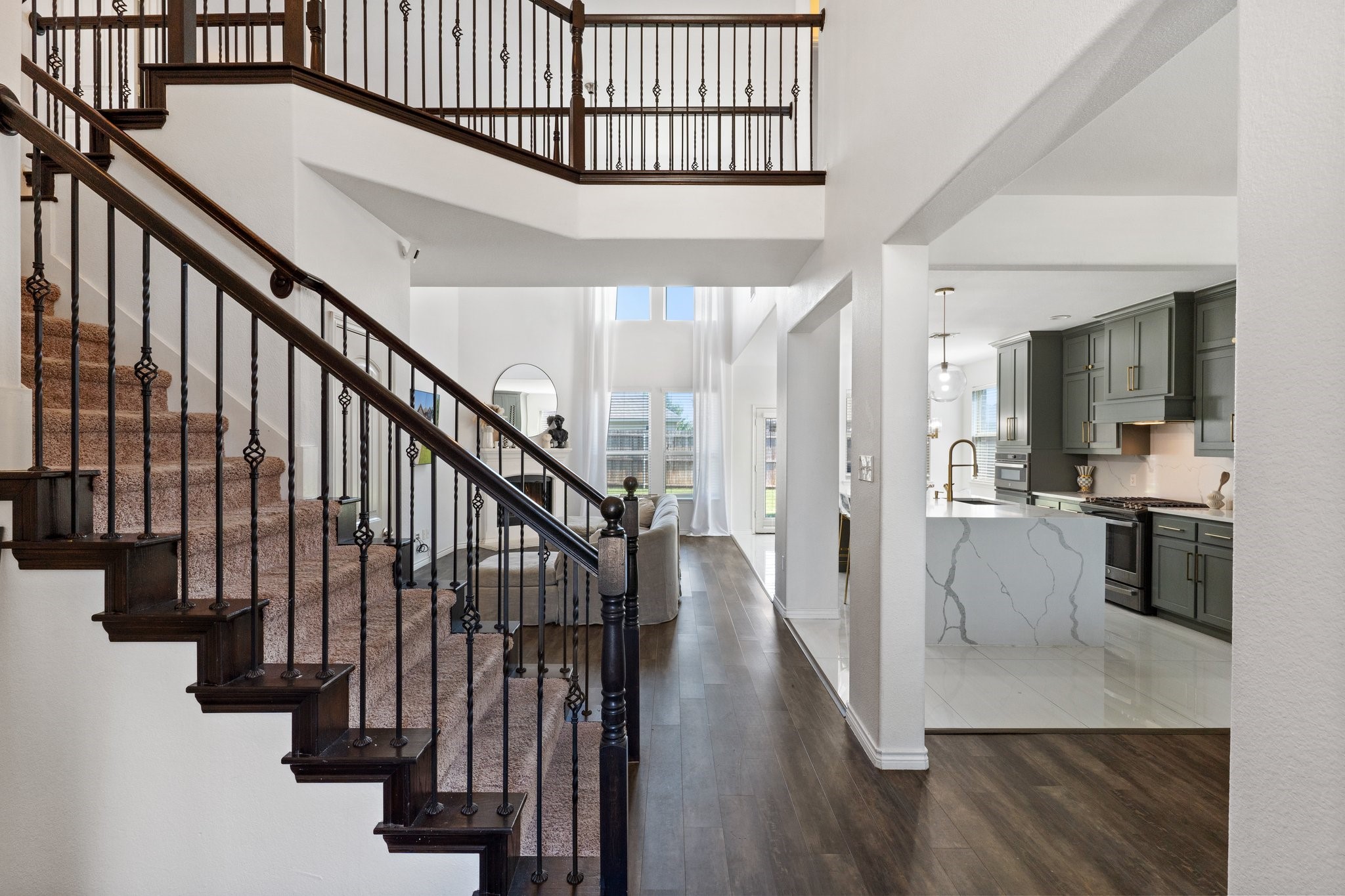 1024 Lake Woodland Drive