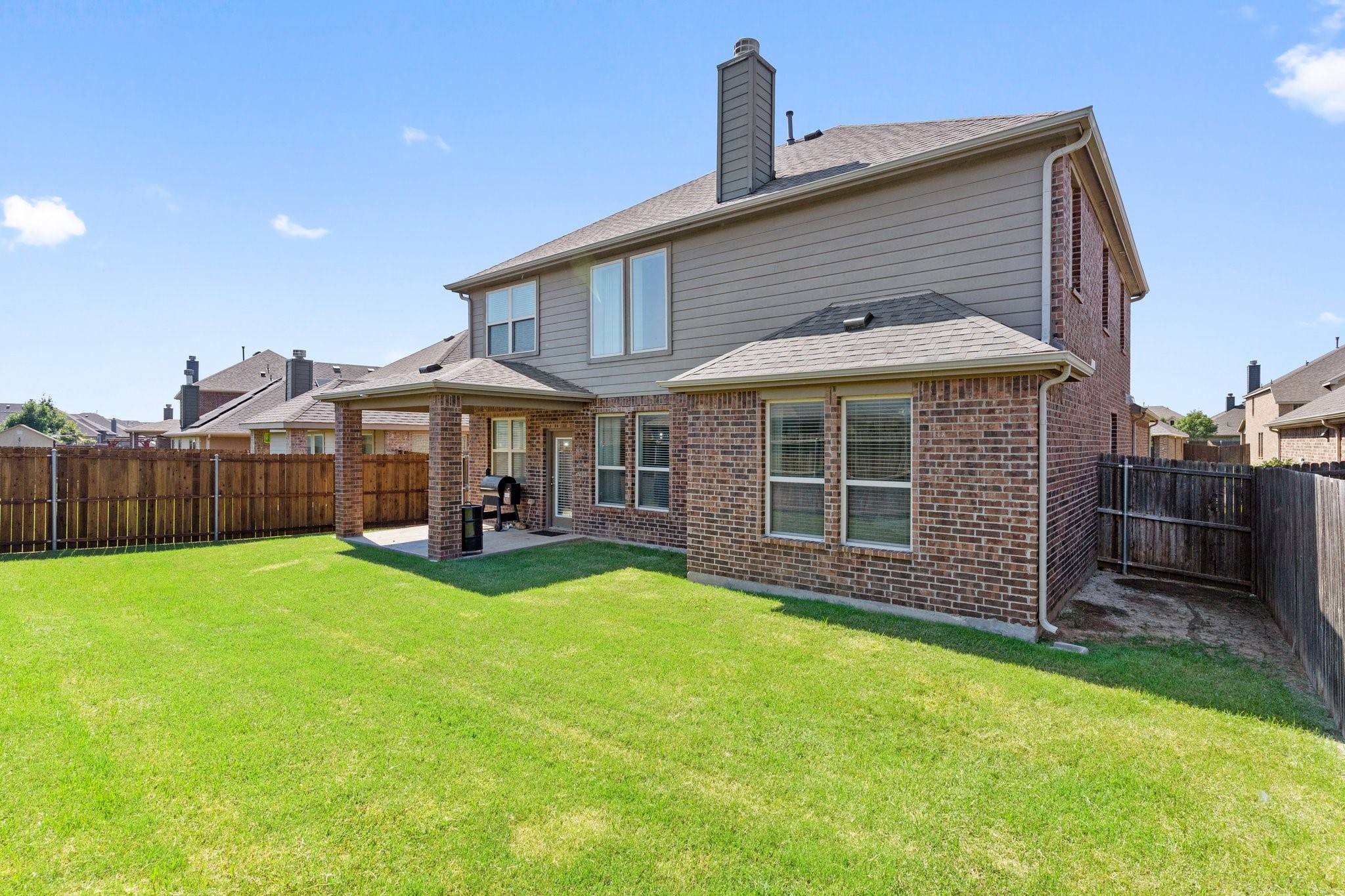 1024 Lake Woodland Drive