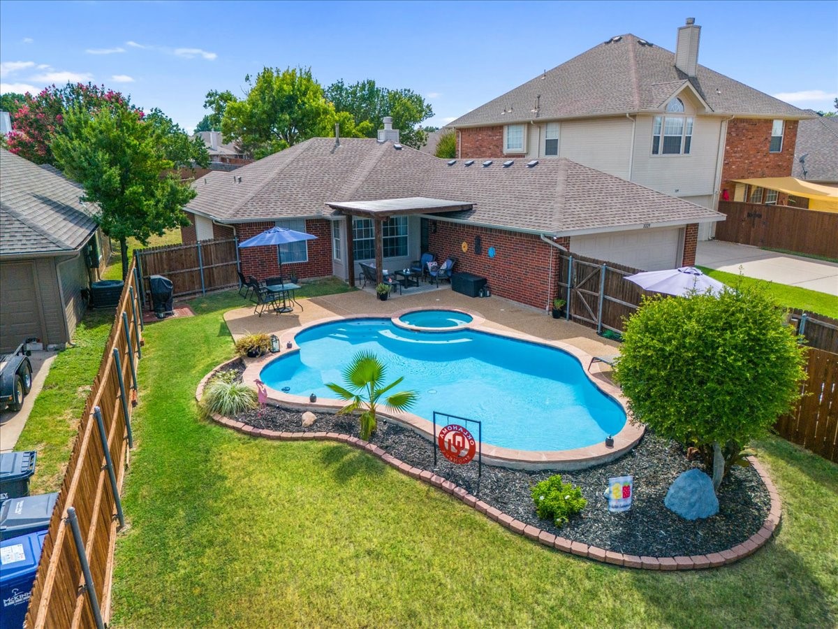 3221 Weeping Willow Court