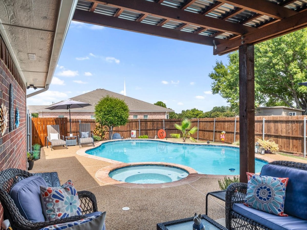 3221 Weeping Willow Court