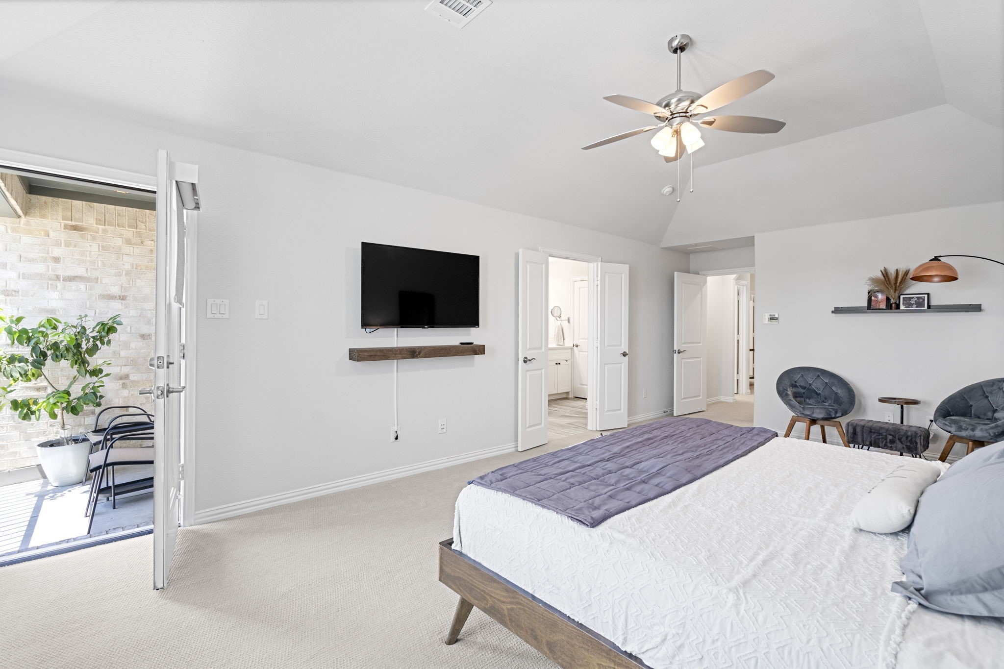 1921 Wittington Place