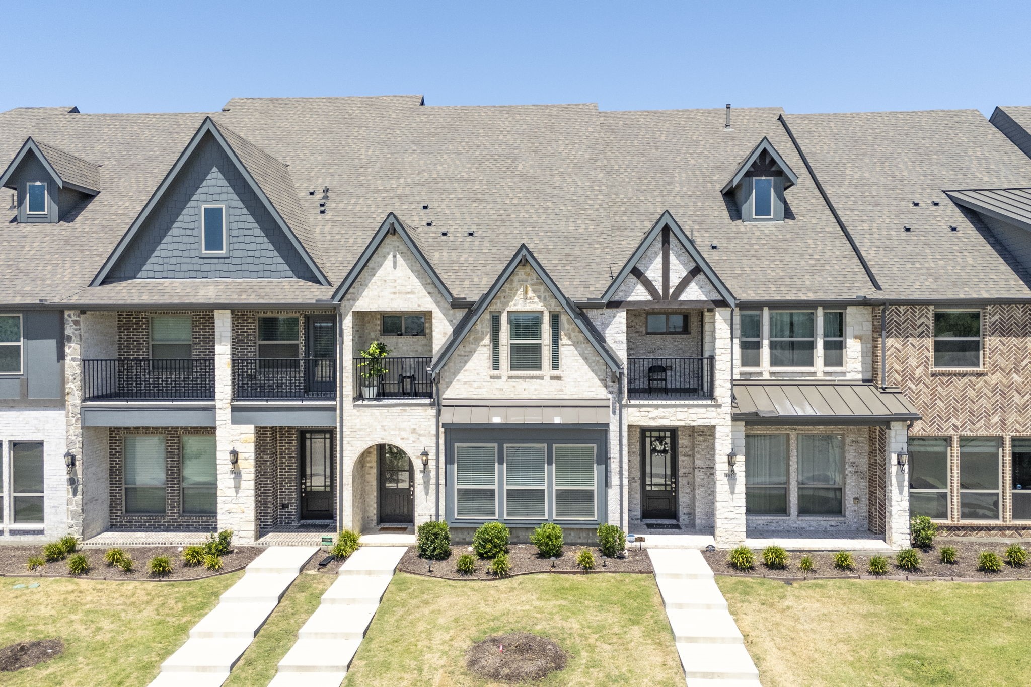 1921 Wittington Place