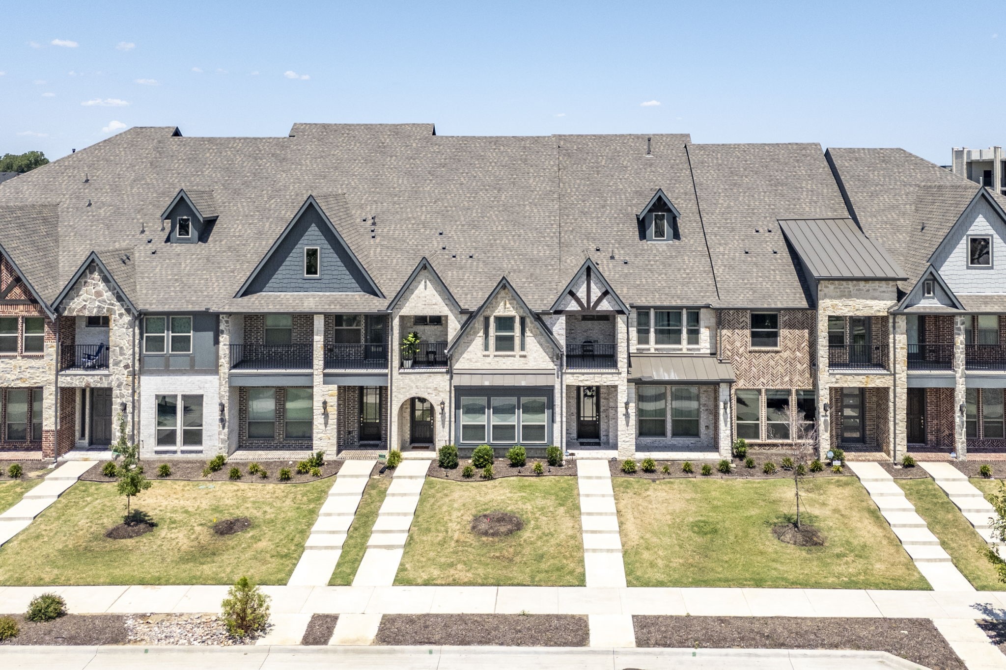 1921 Wittington Place