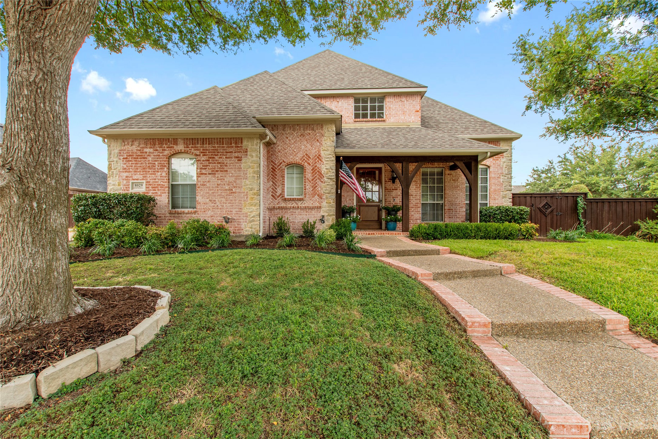 8029 Stonehill Drive