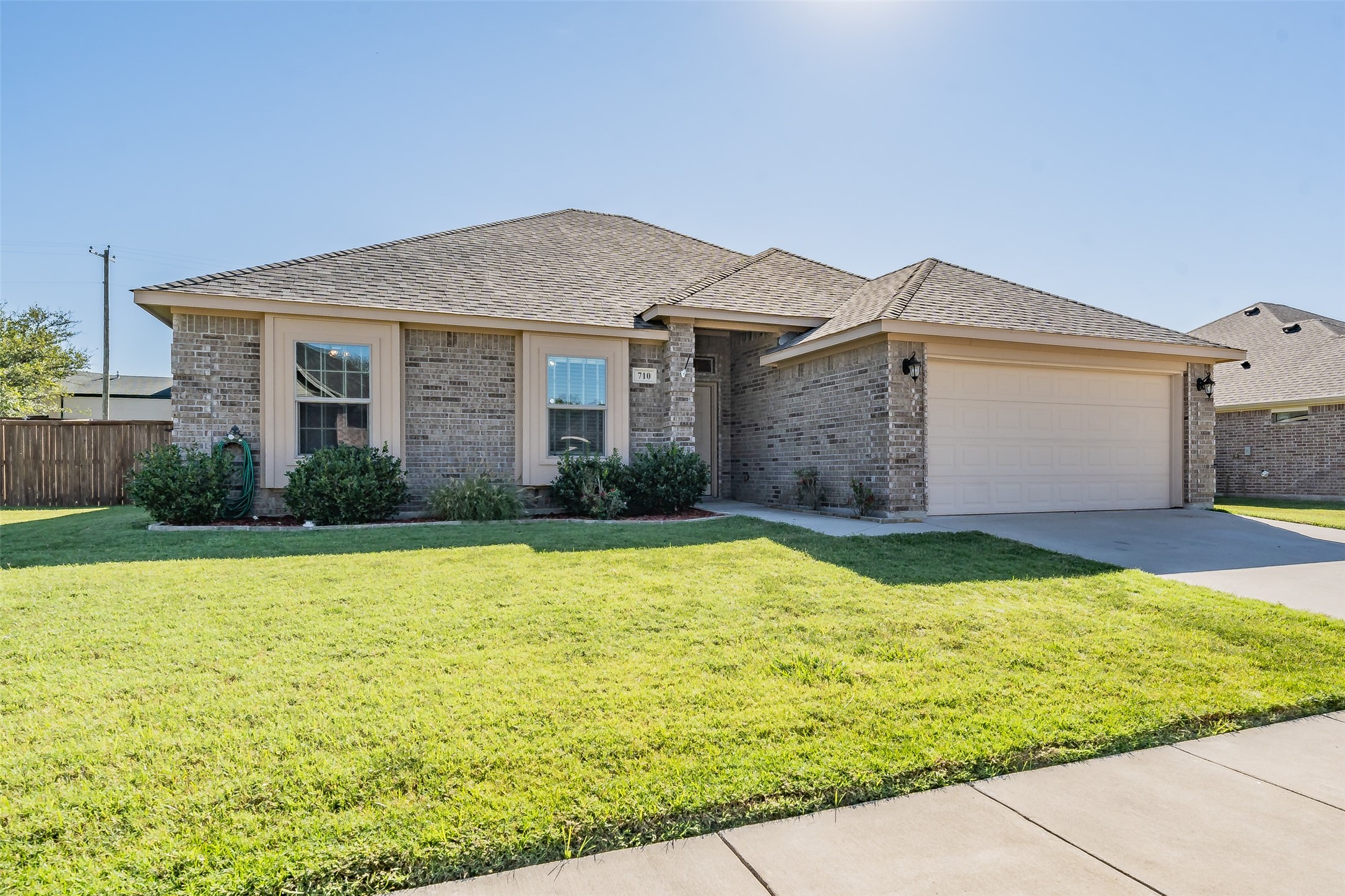 710 Hadley Lane