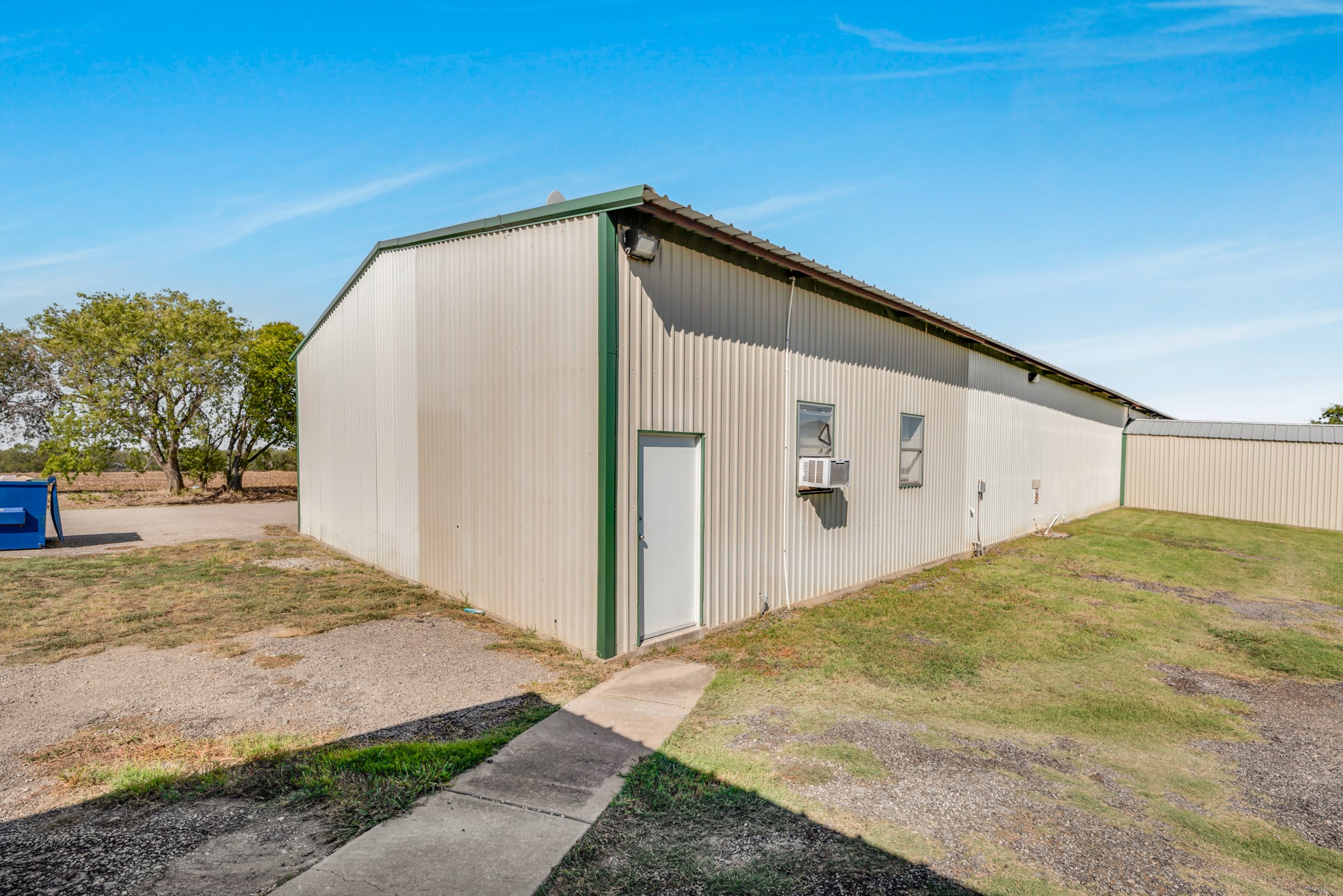1413 Shelby Lane