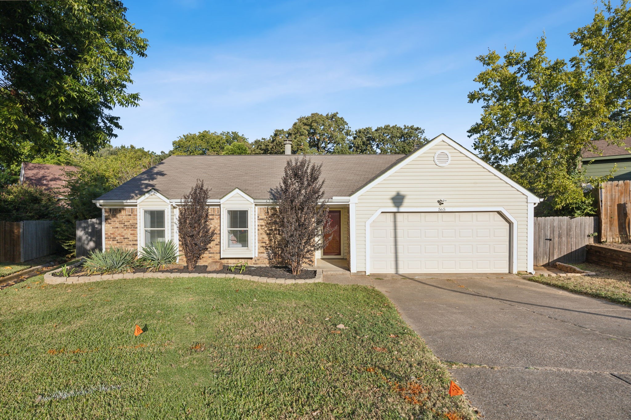 565 Yellowstone Drive