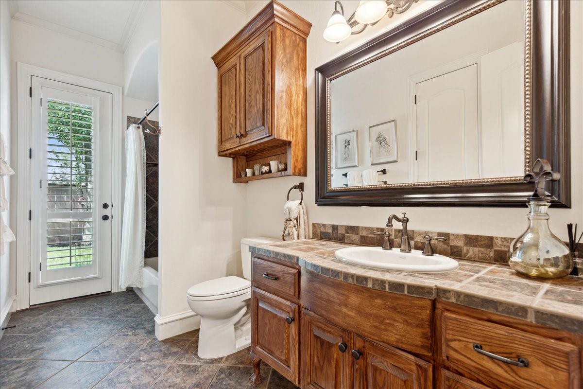 646 Castle Rock Drive