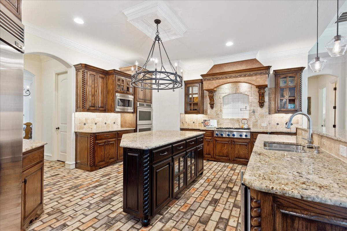 646 Castle Rock Drive