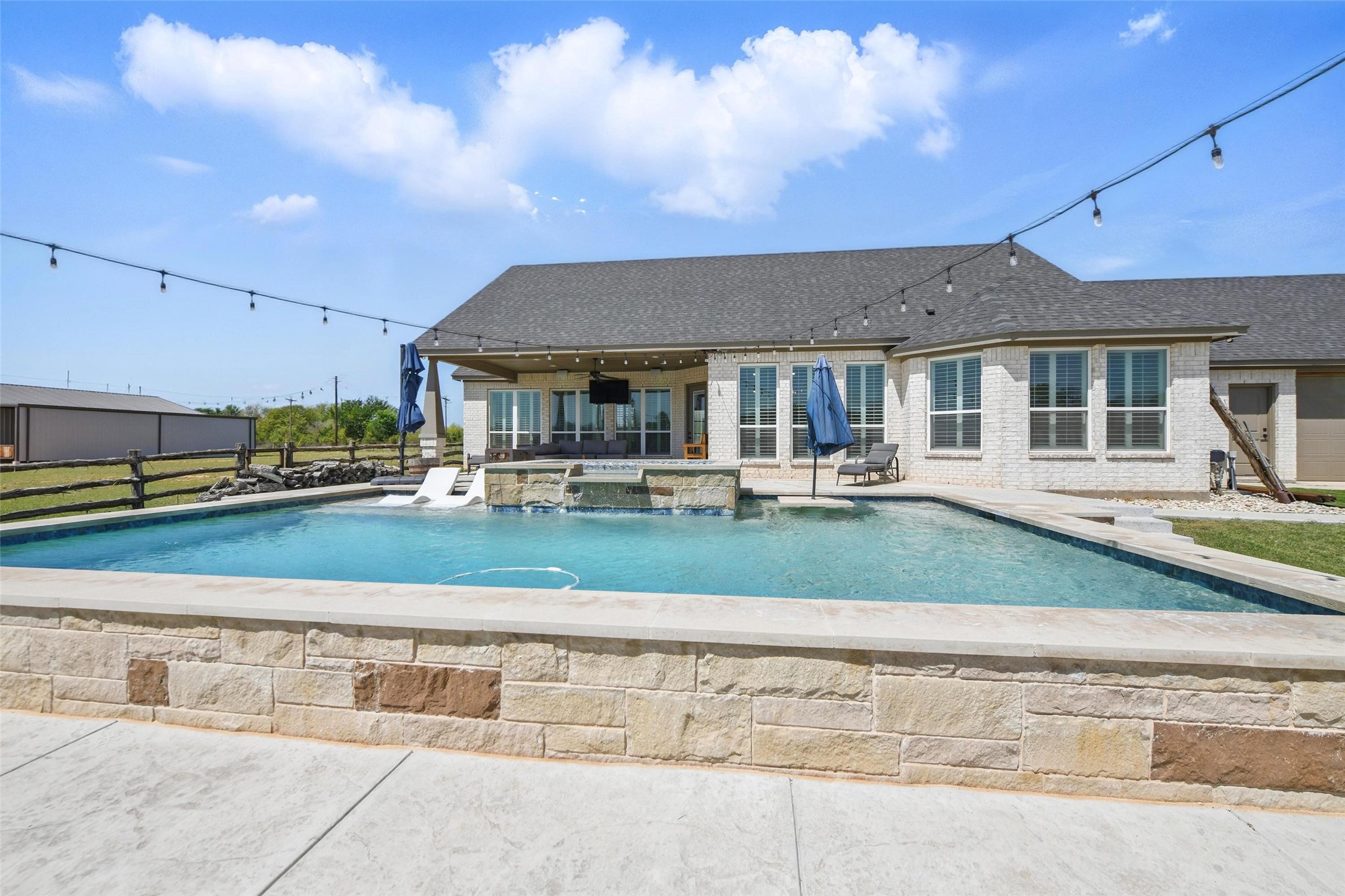 5255 Dennis Road