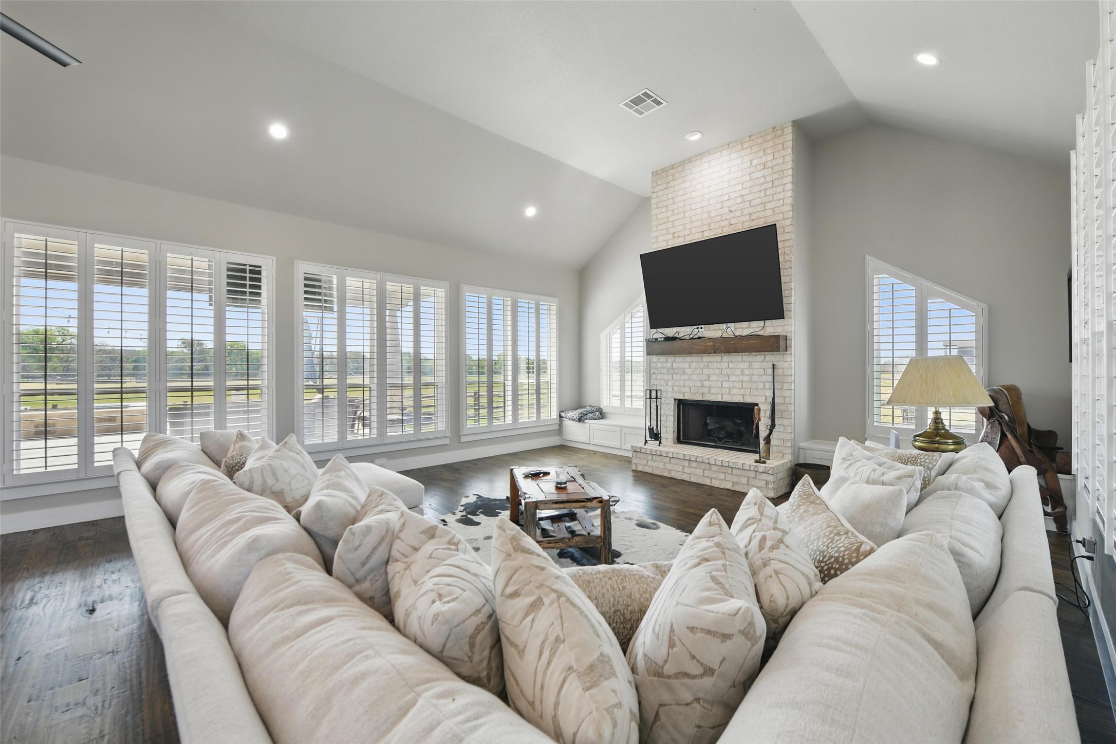 5255 Dennis Road