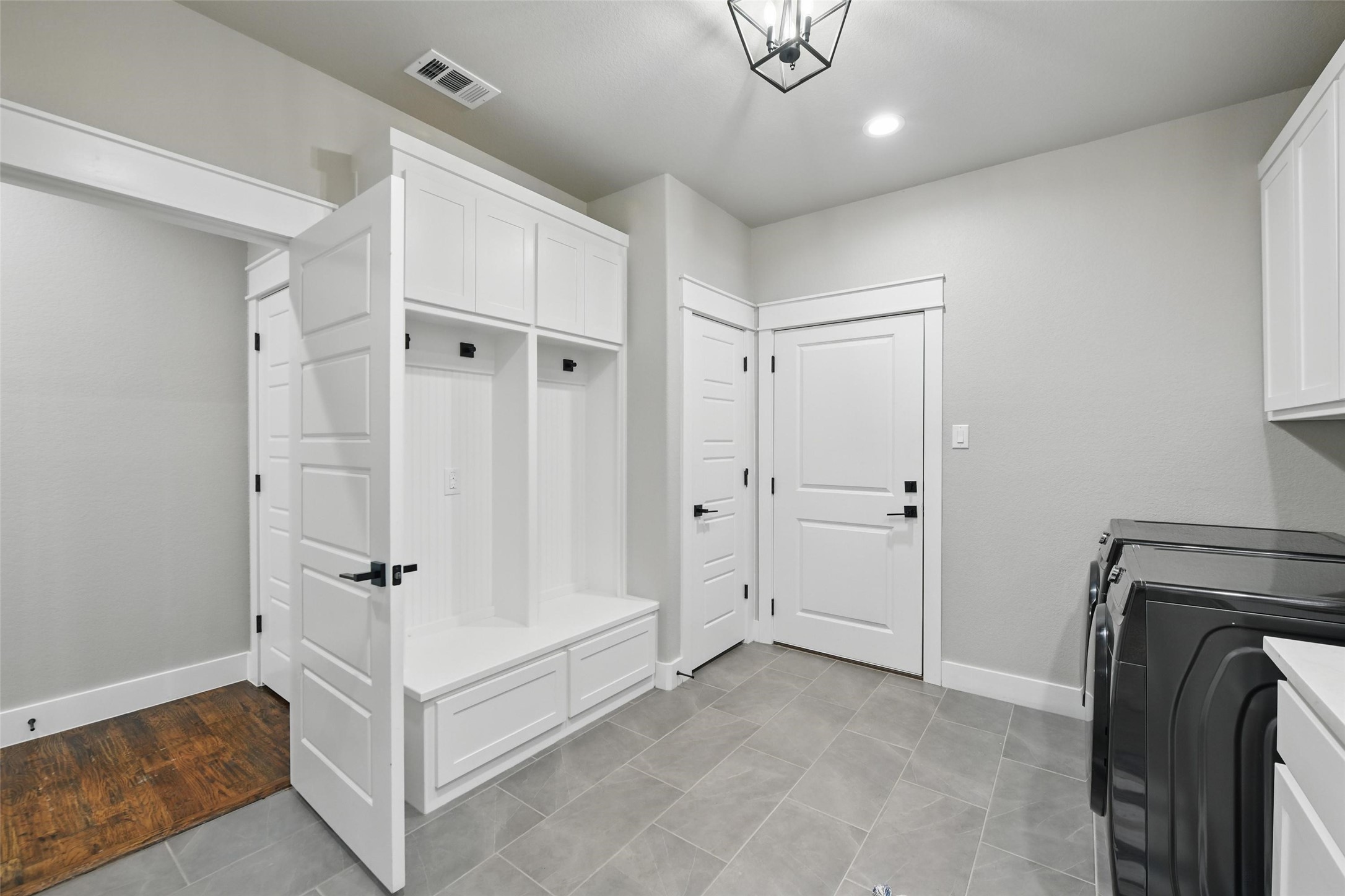 5255 Dennis Road