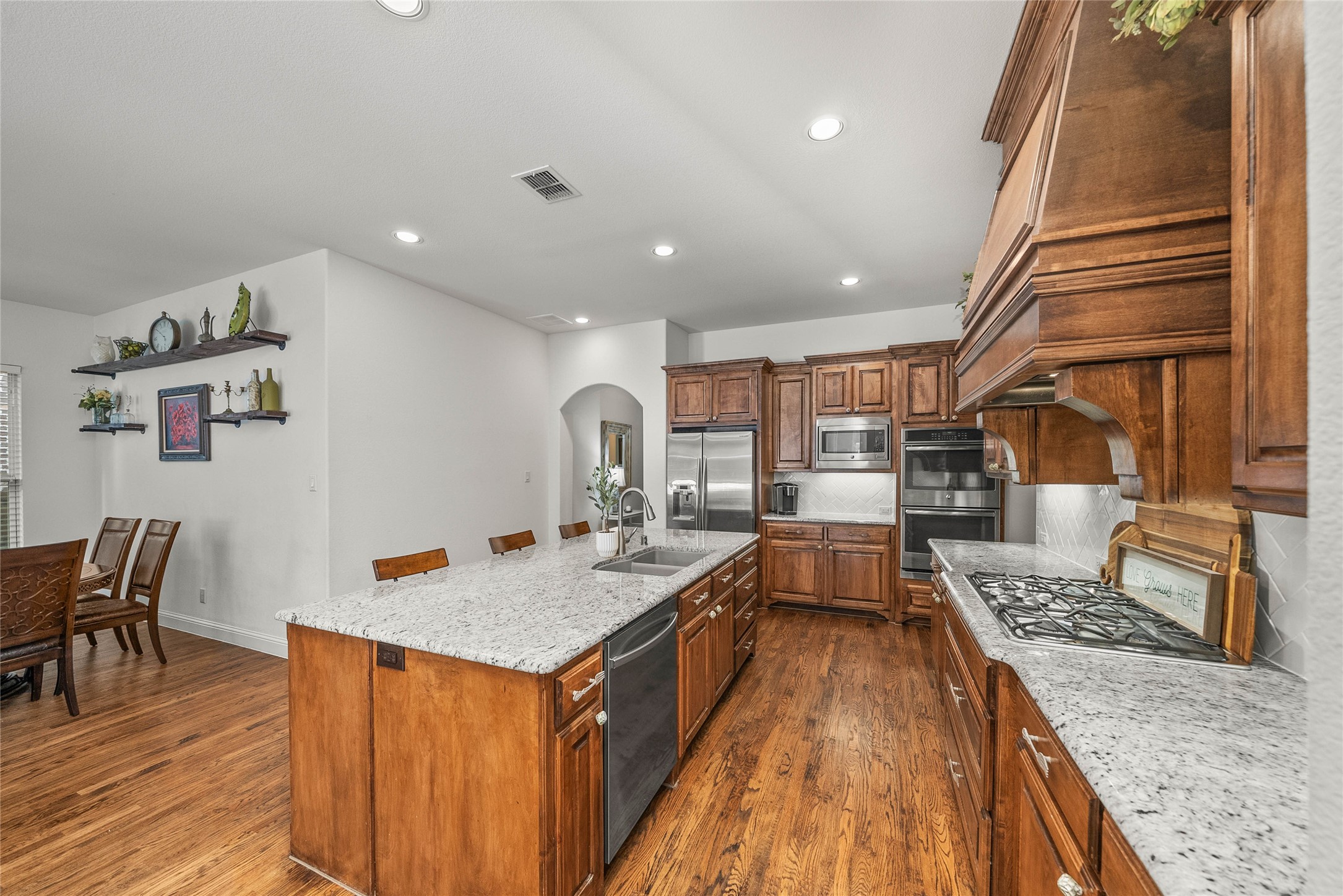 2344 Vaquero Lane