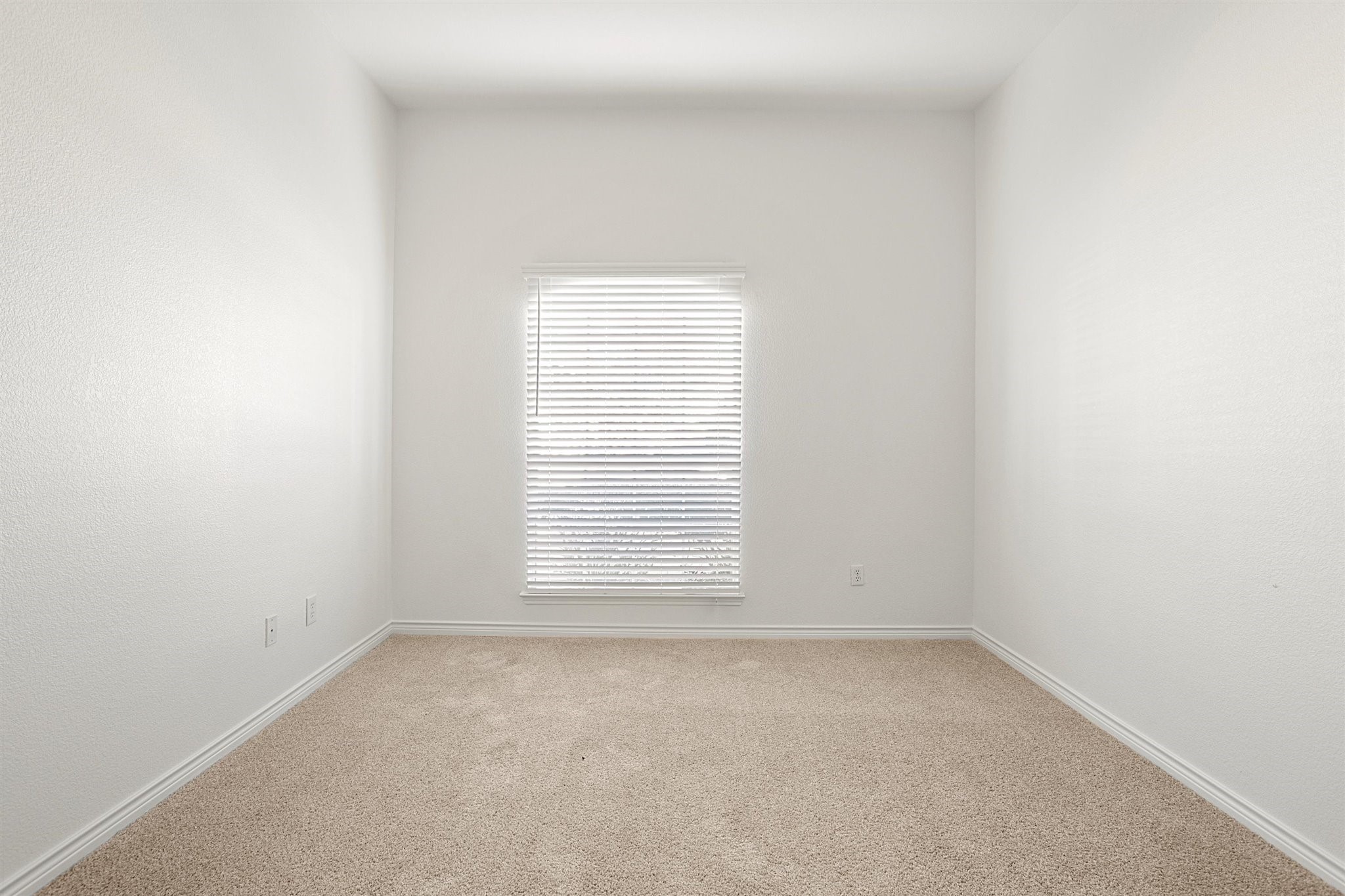 910 Fieldstone Drive