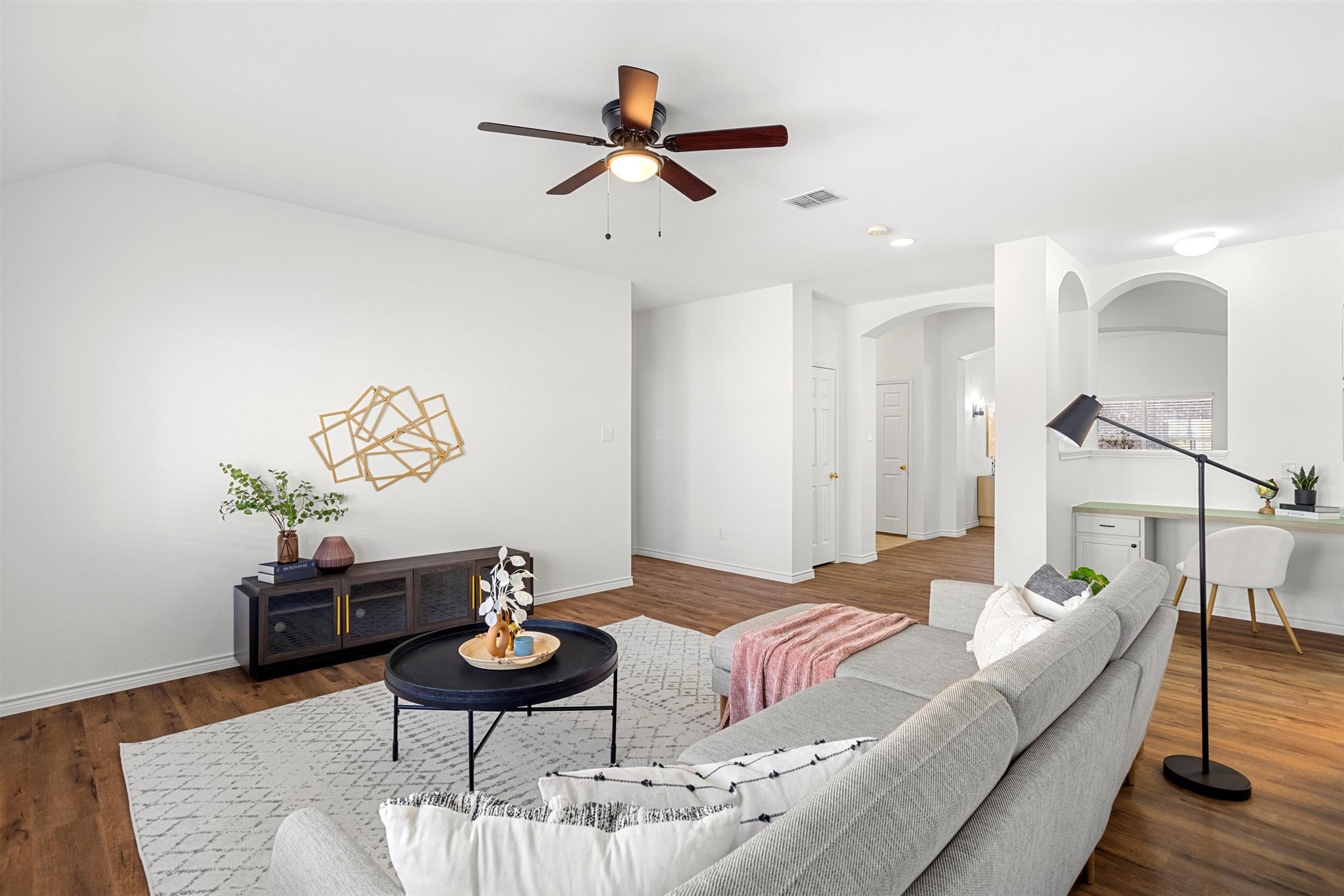 910 Fieldstone Drive