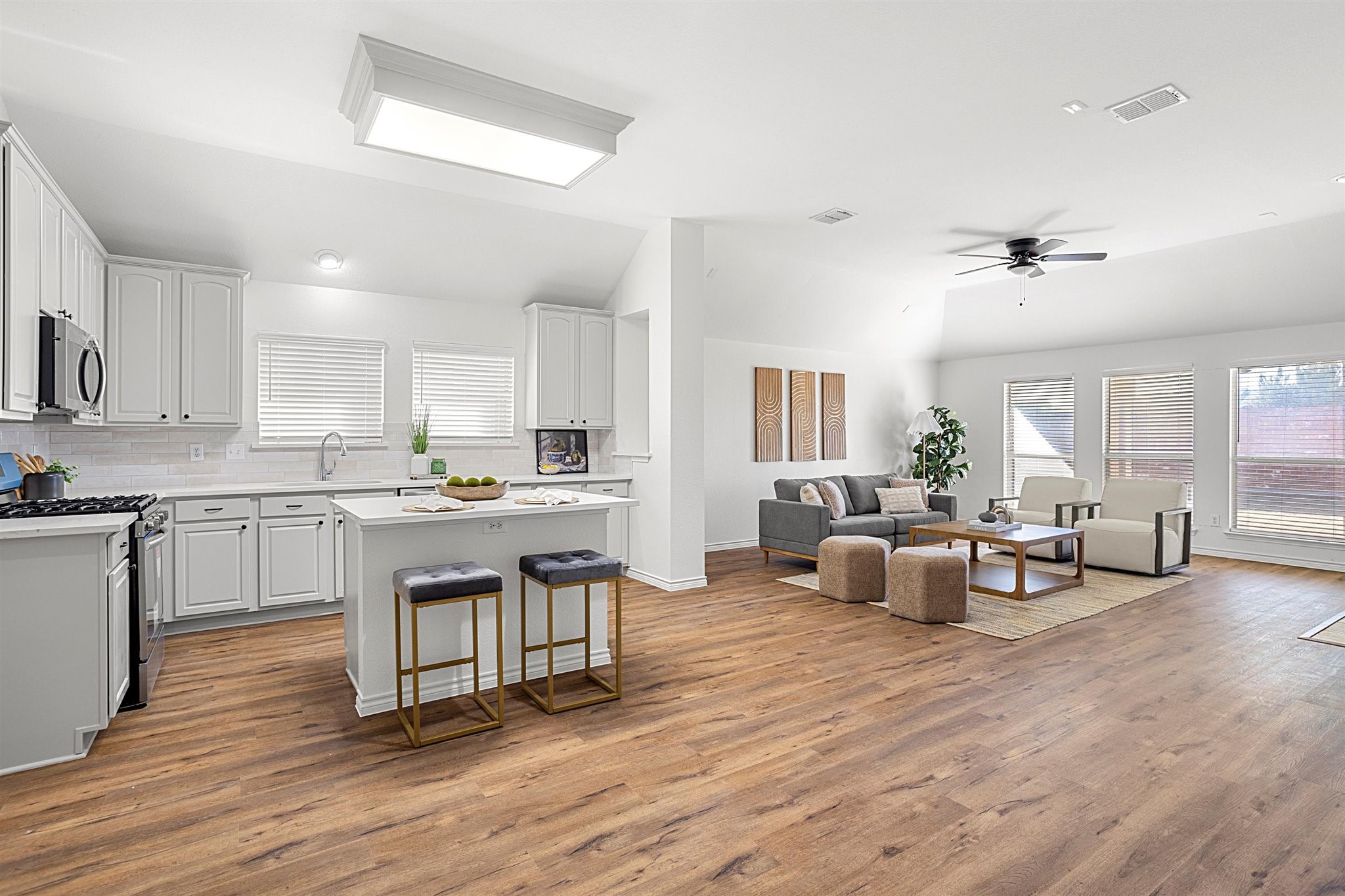 910 Fieldstone Drive