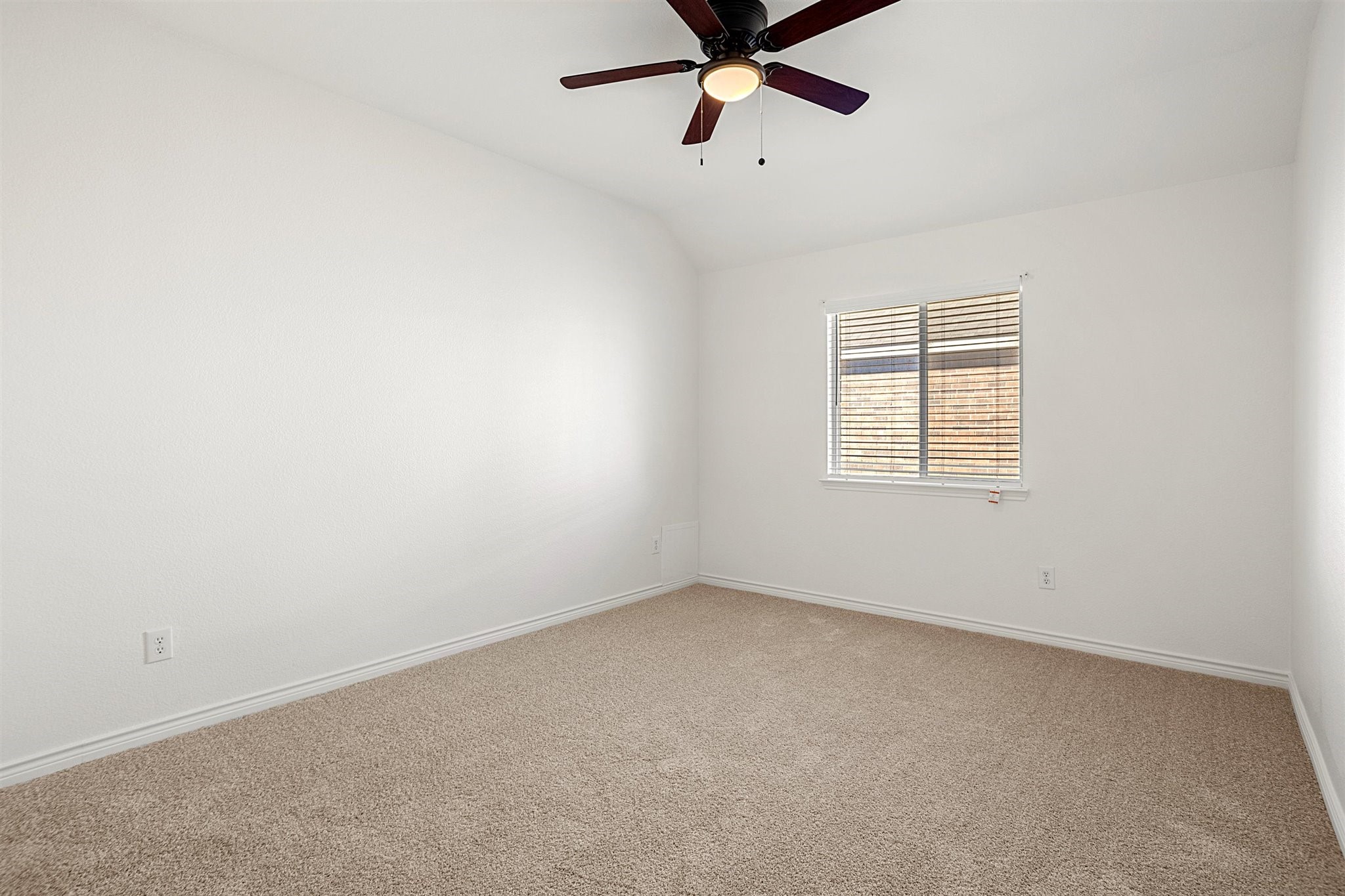 910 Fieldstone Drive