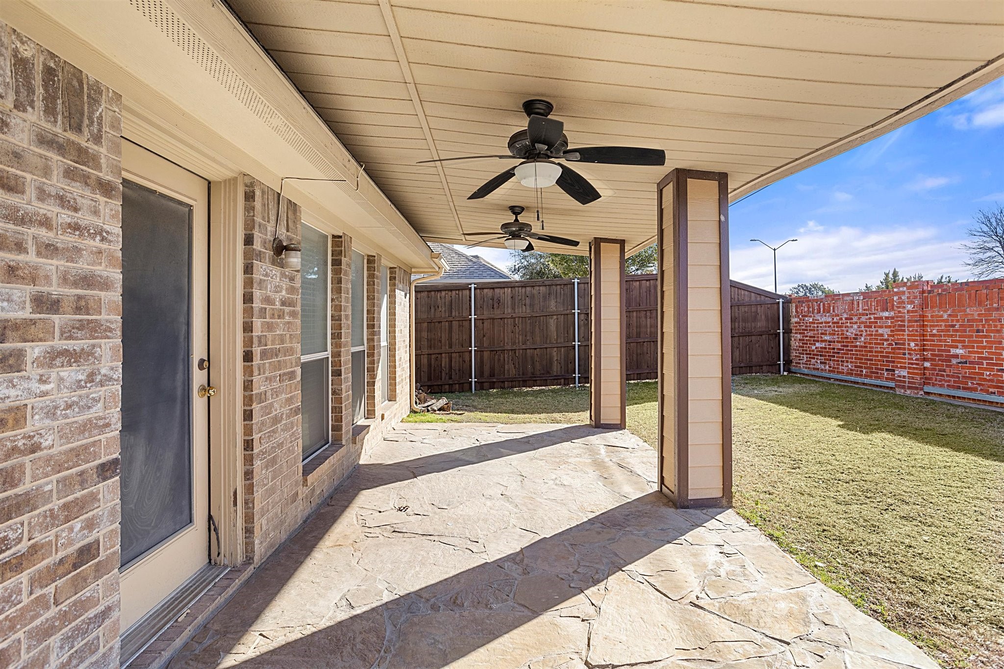 910 Fieldstone Drive