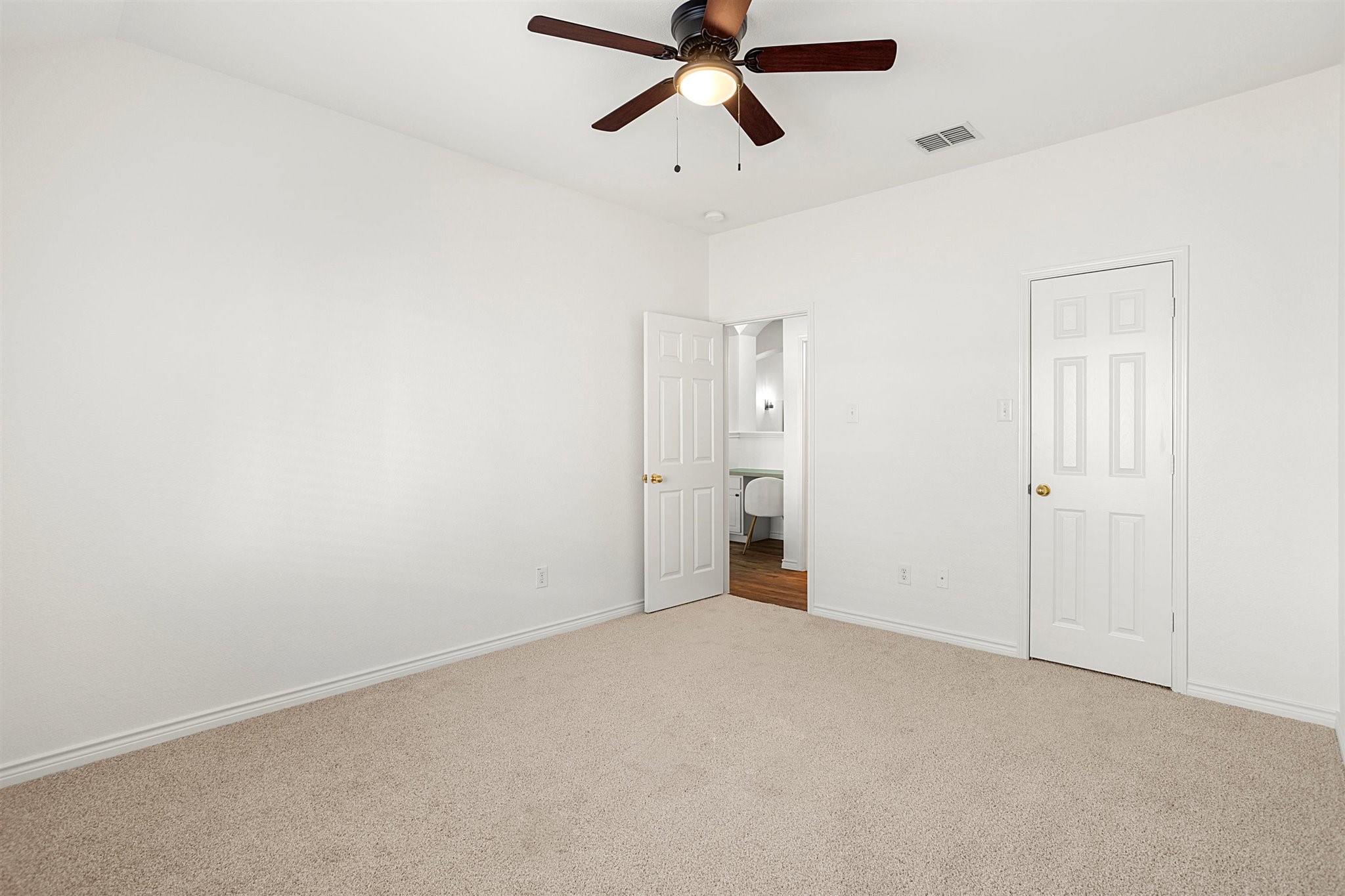 910 Fieldstone Drive