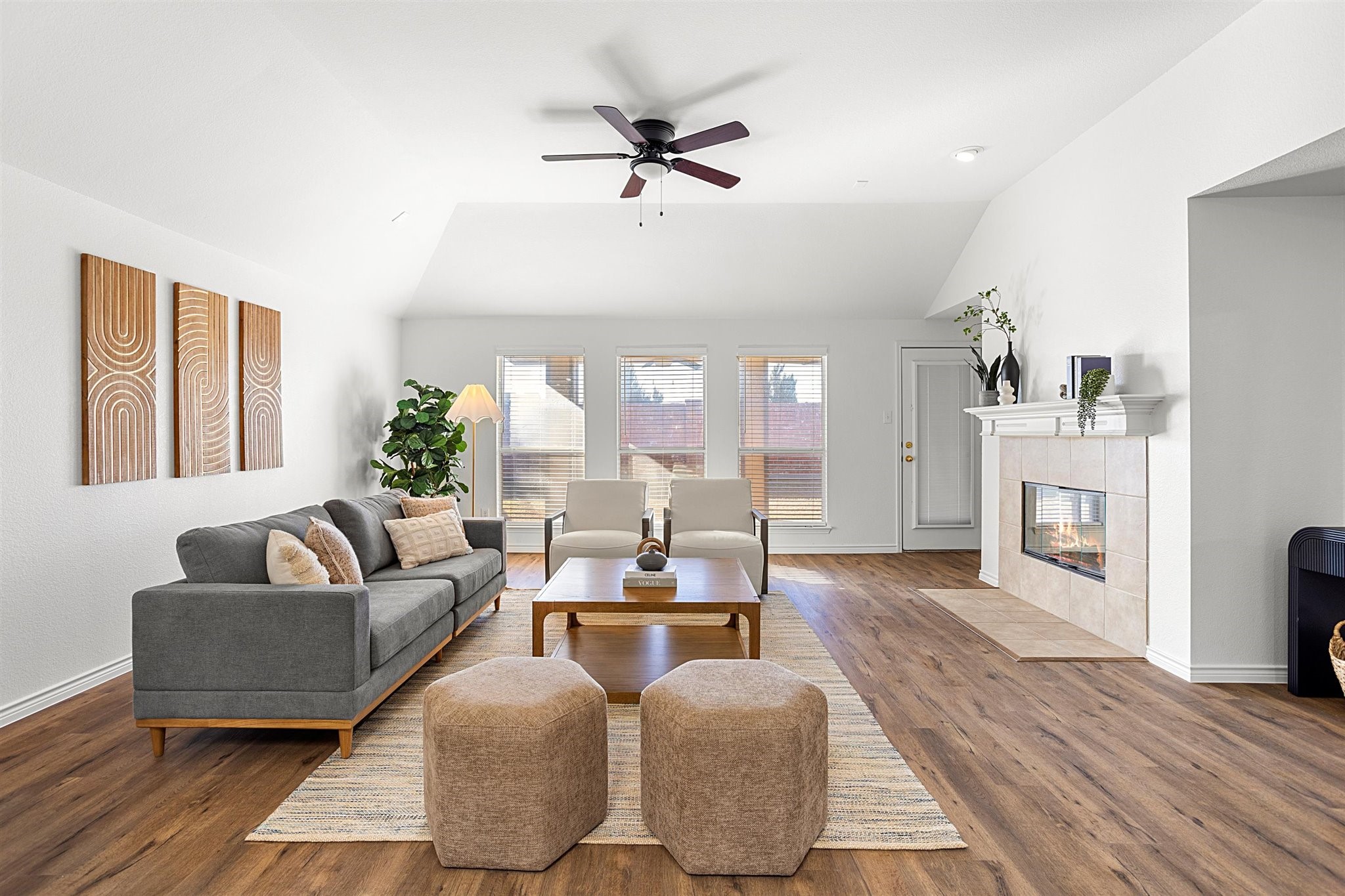 910 Fieldstone Drive