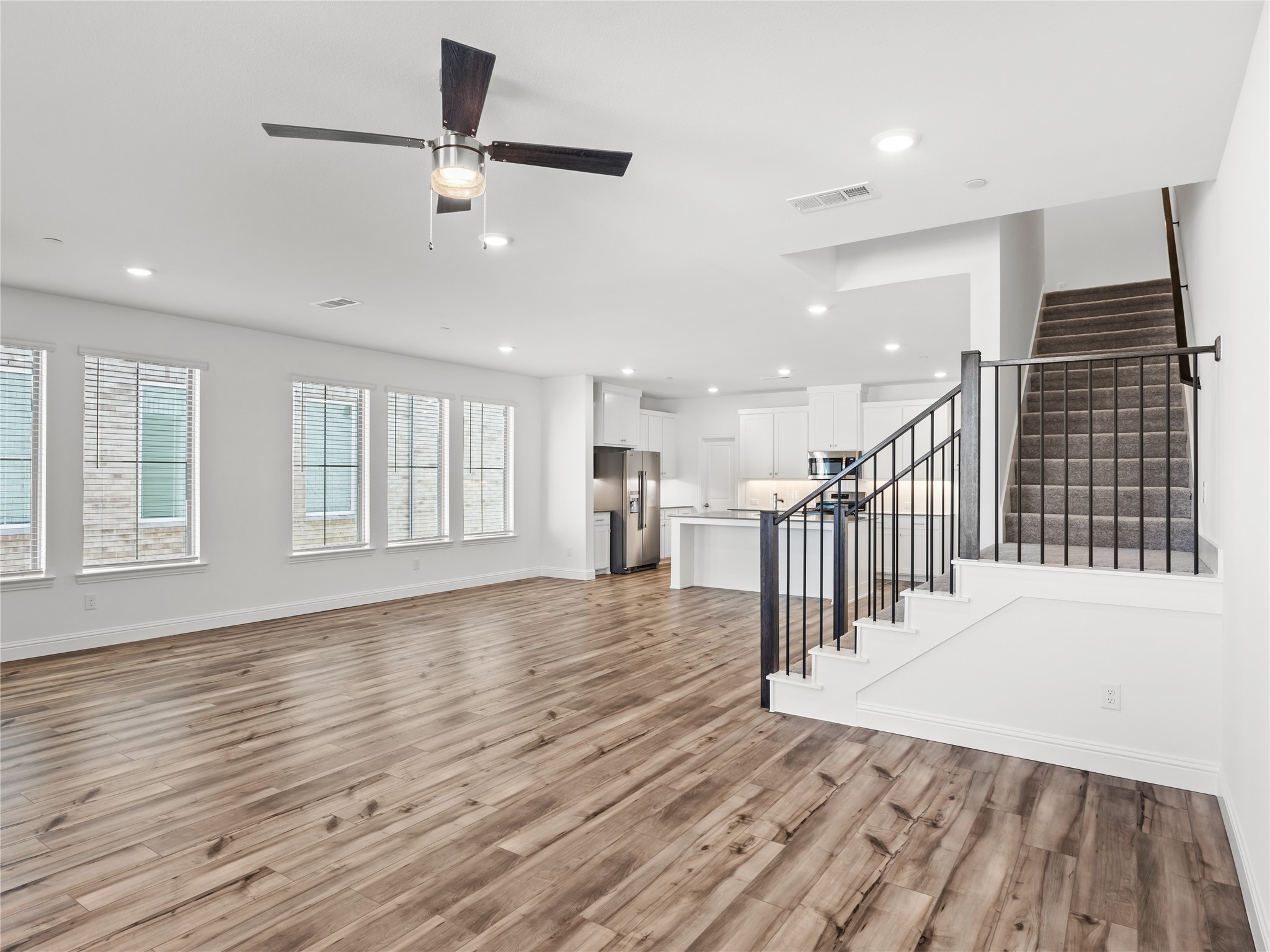 2833 Jacaranda Drive