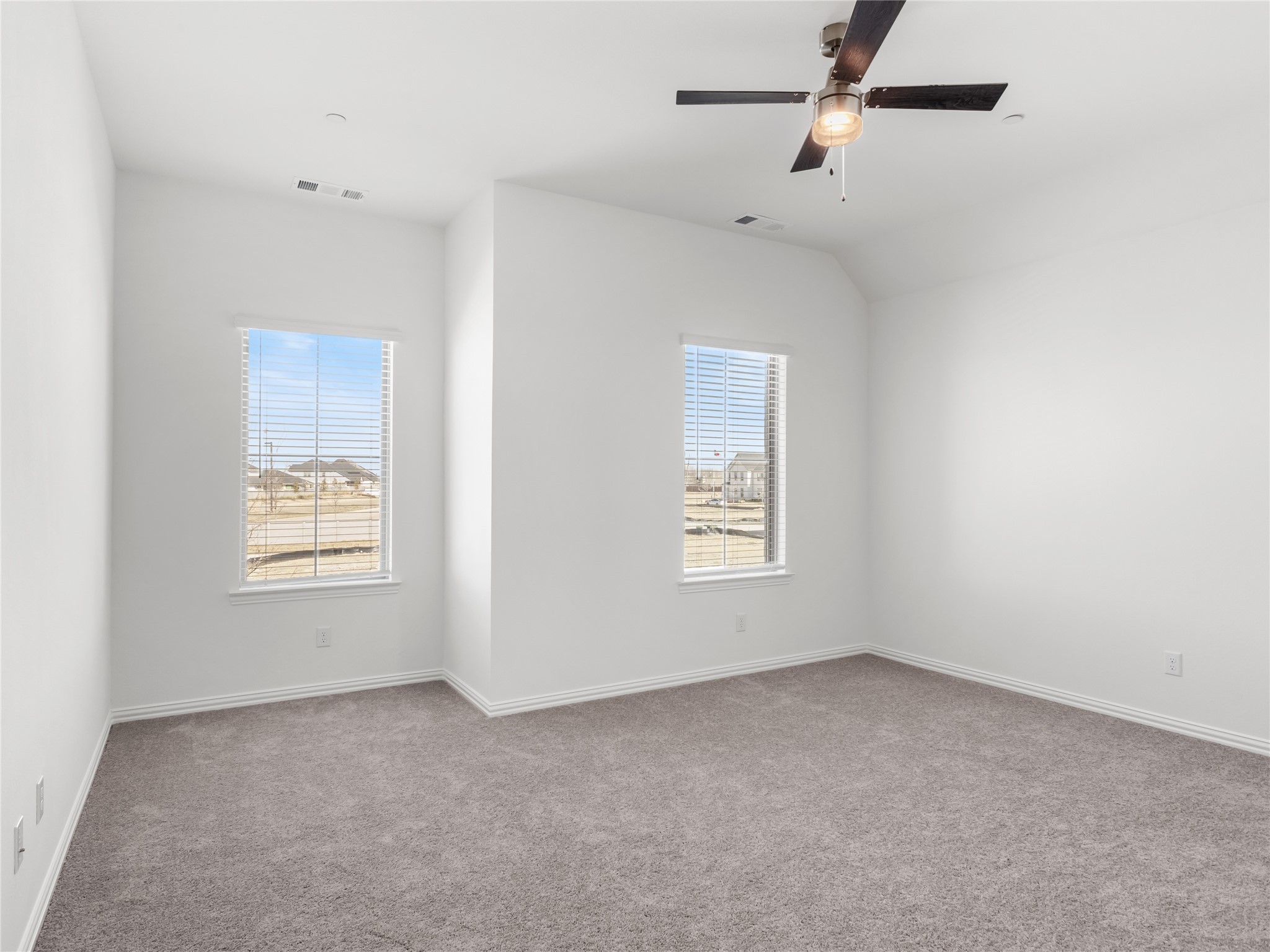 2833 Jacaranda Drive