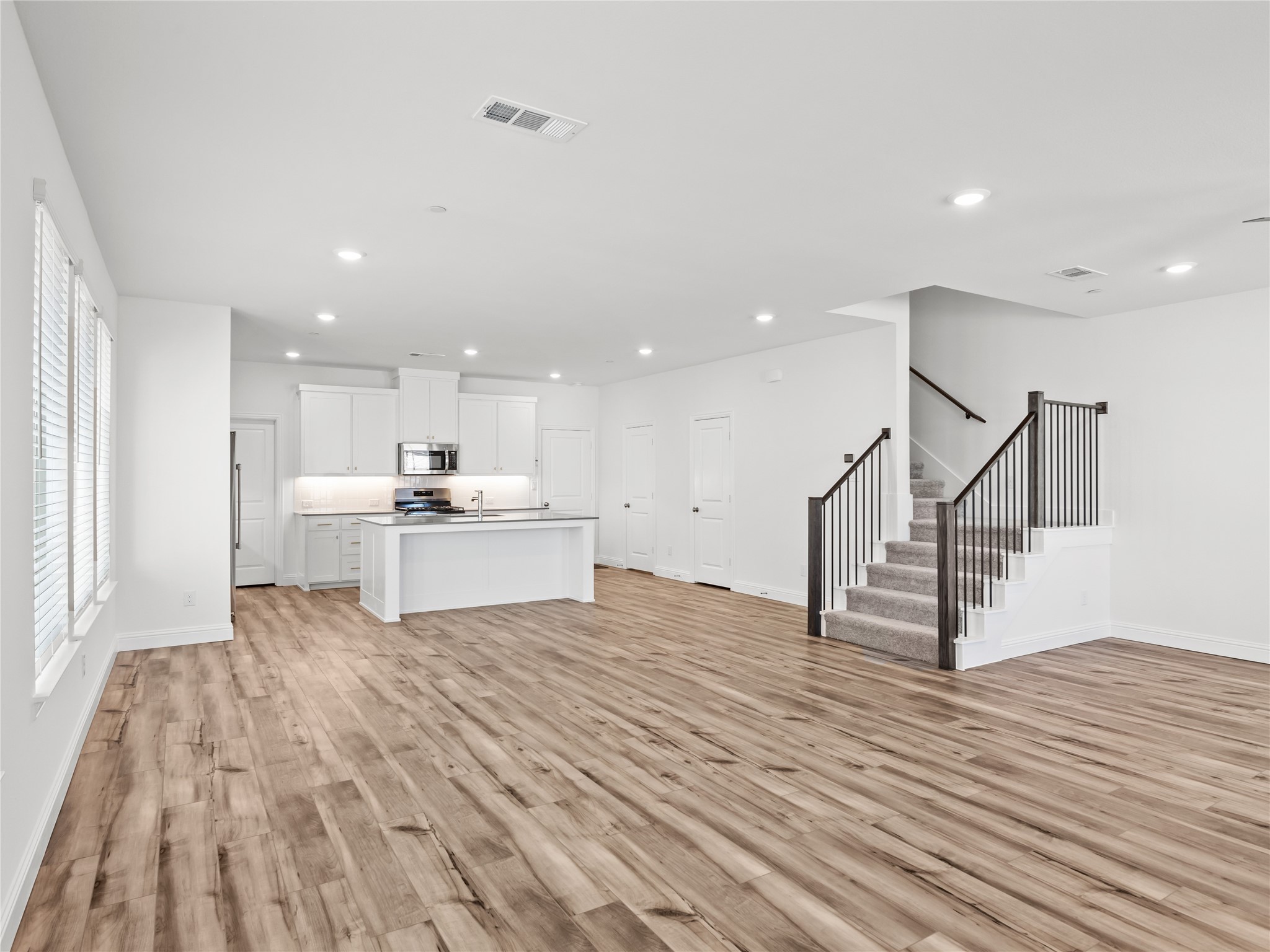 2833 Jacaranda Drive