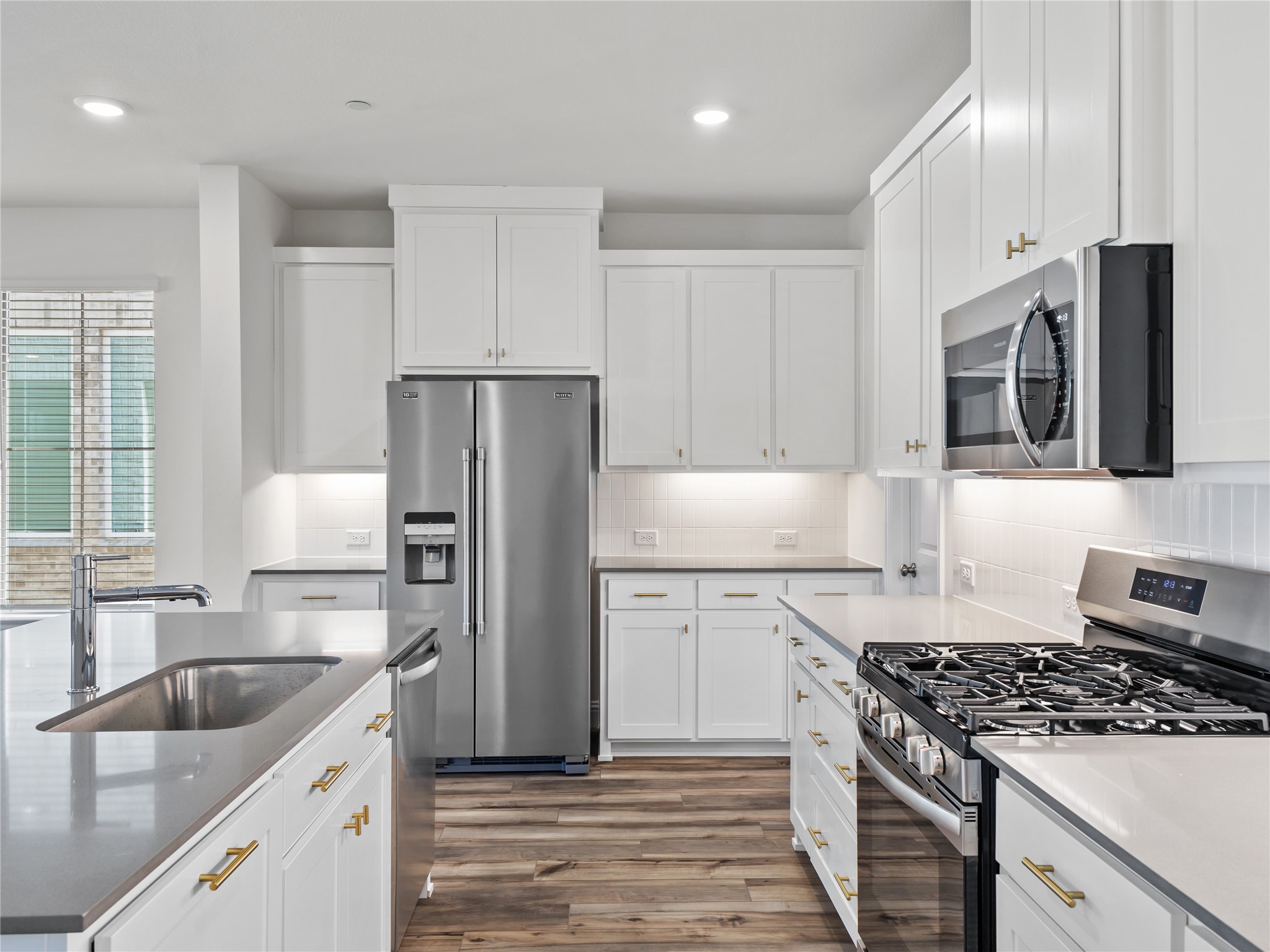 2833 Jacaranda Drive