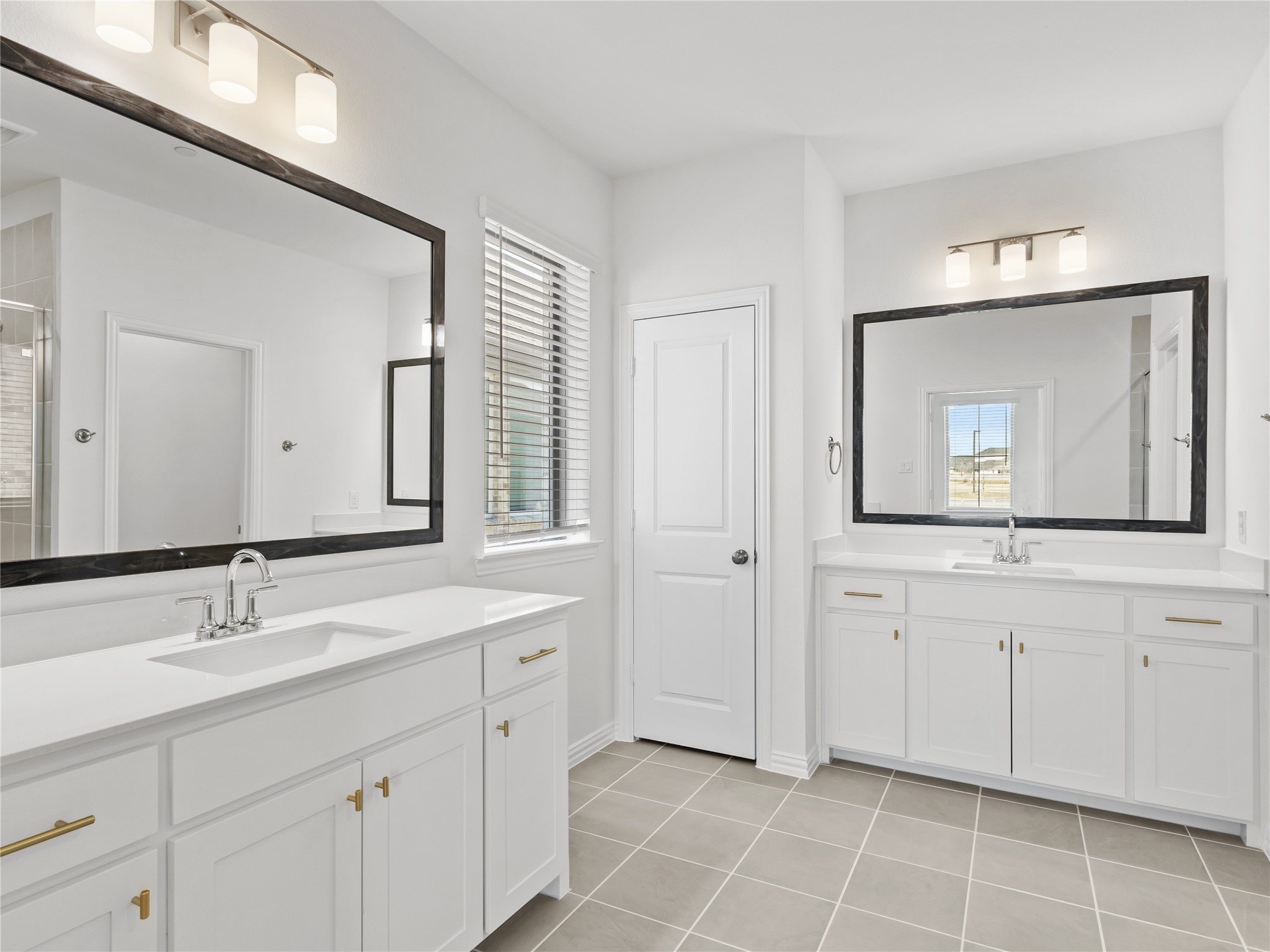 2833 Jacaranda Drive