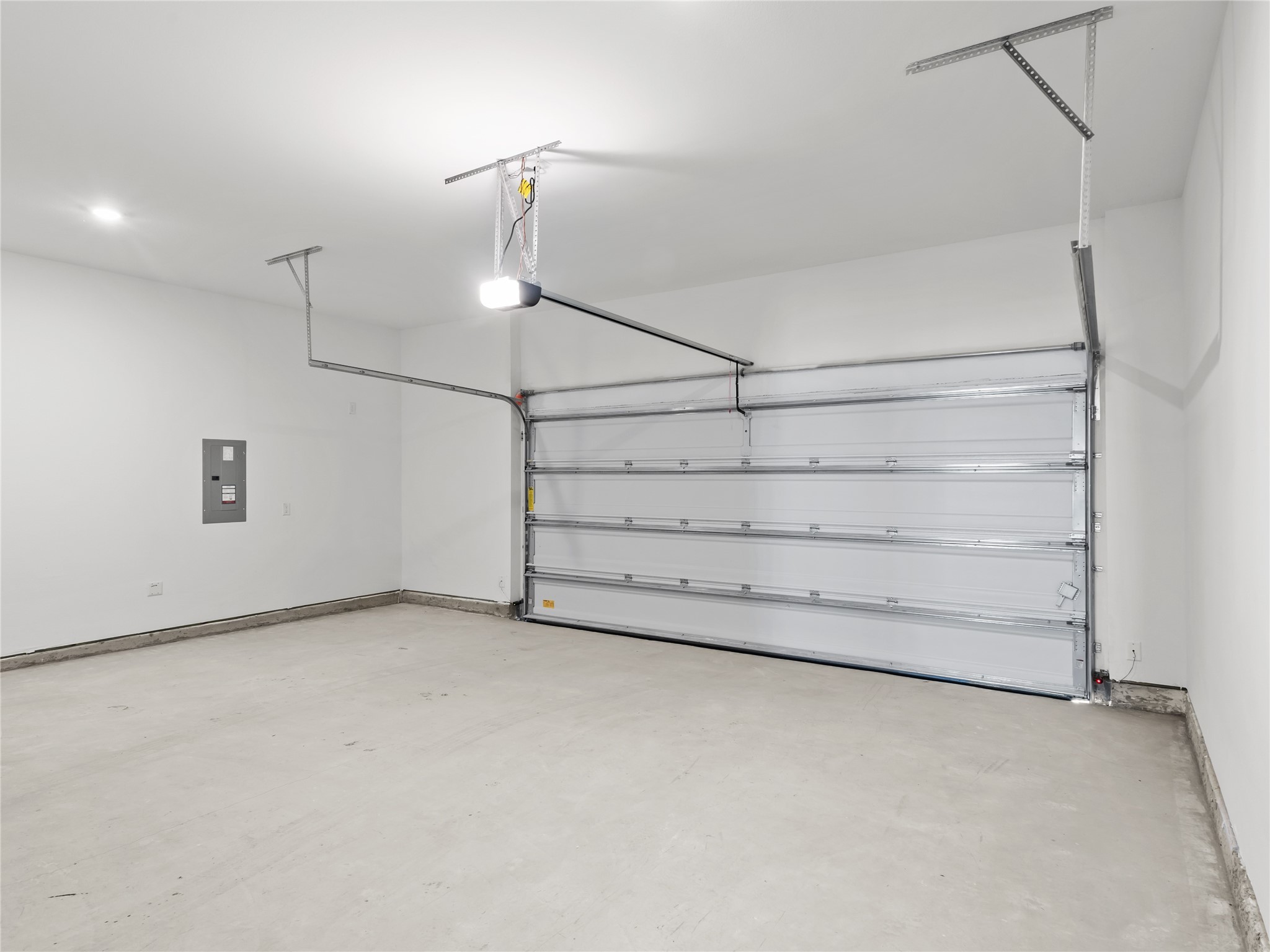 2833 Jacaranda Drive